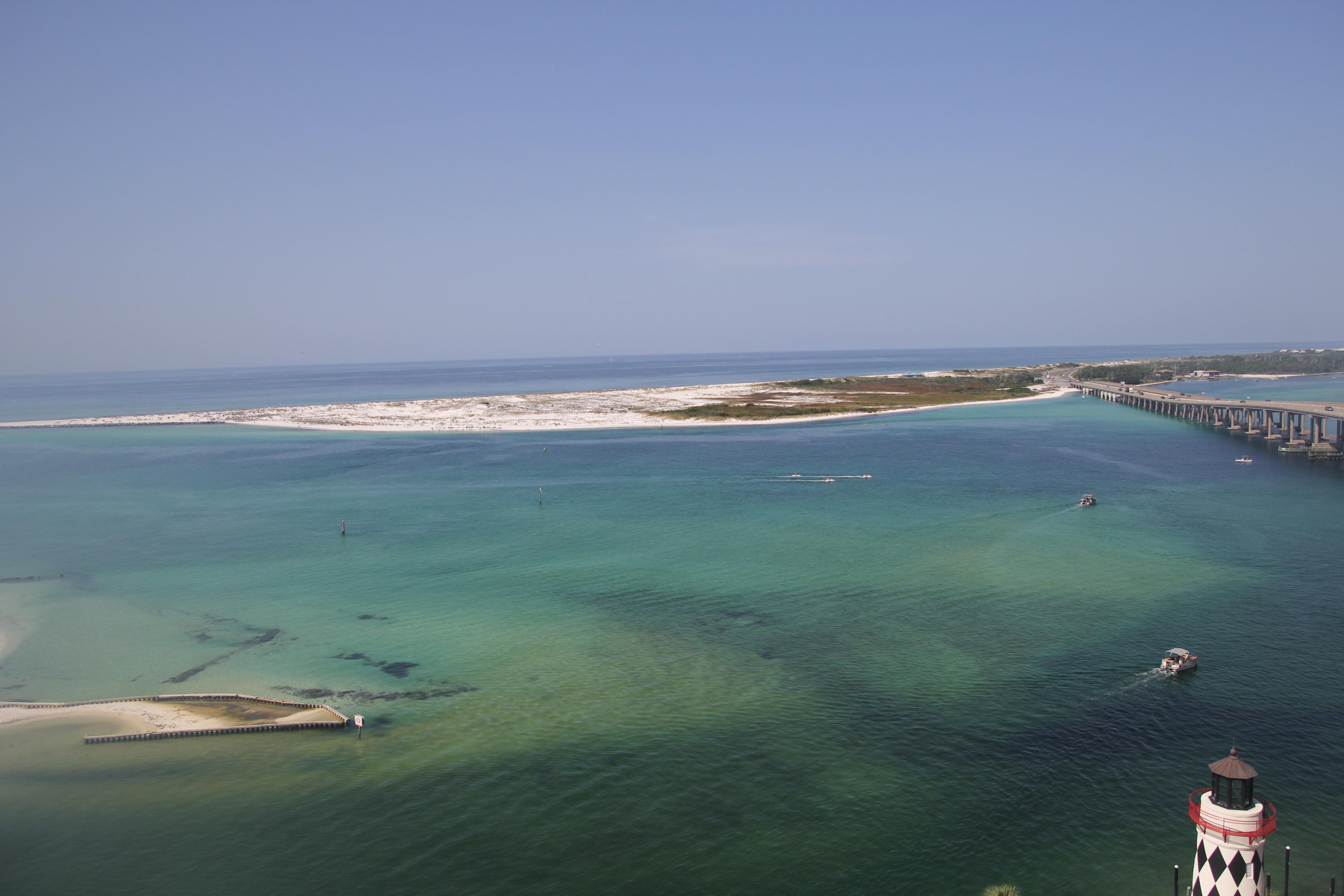 EMERALD GRANDE - Residential