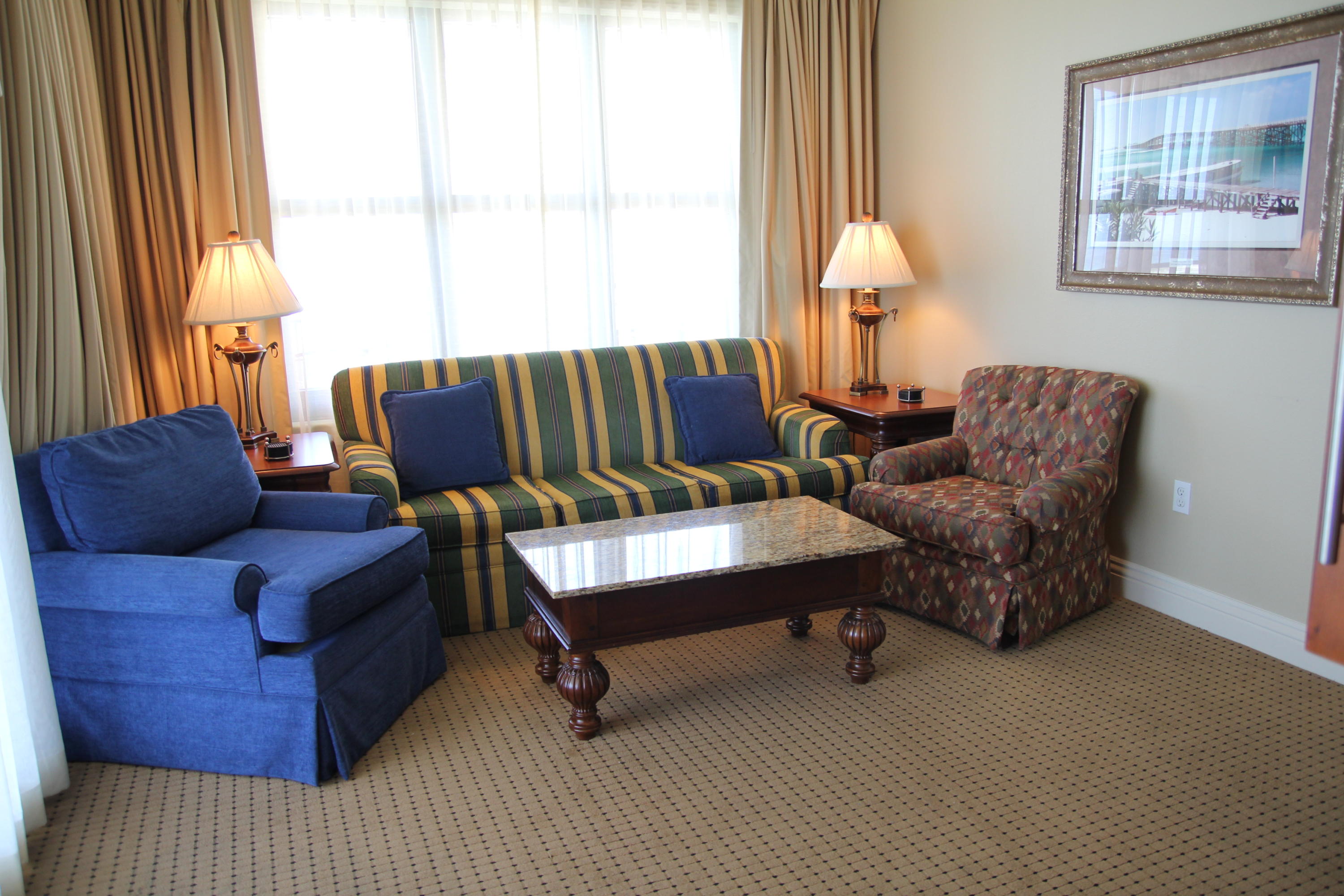 EMERALD GRANDE - Residential