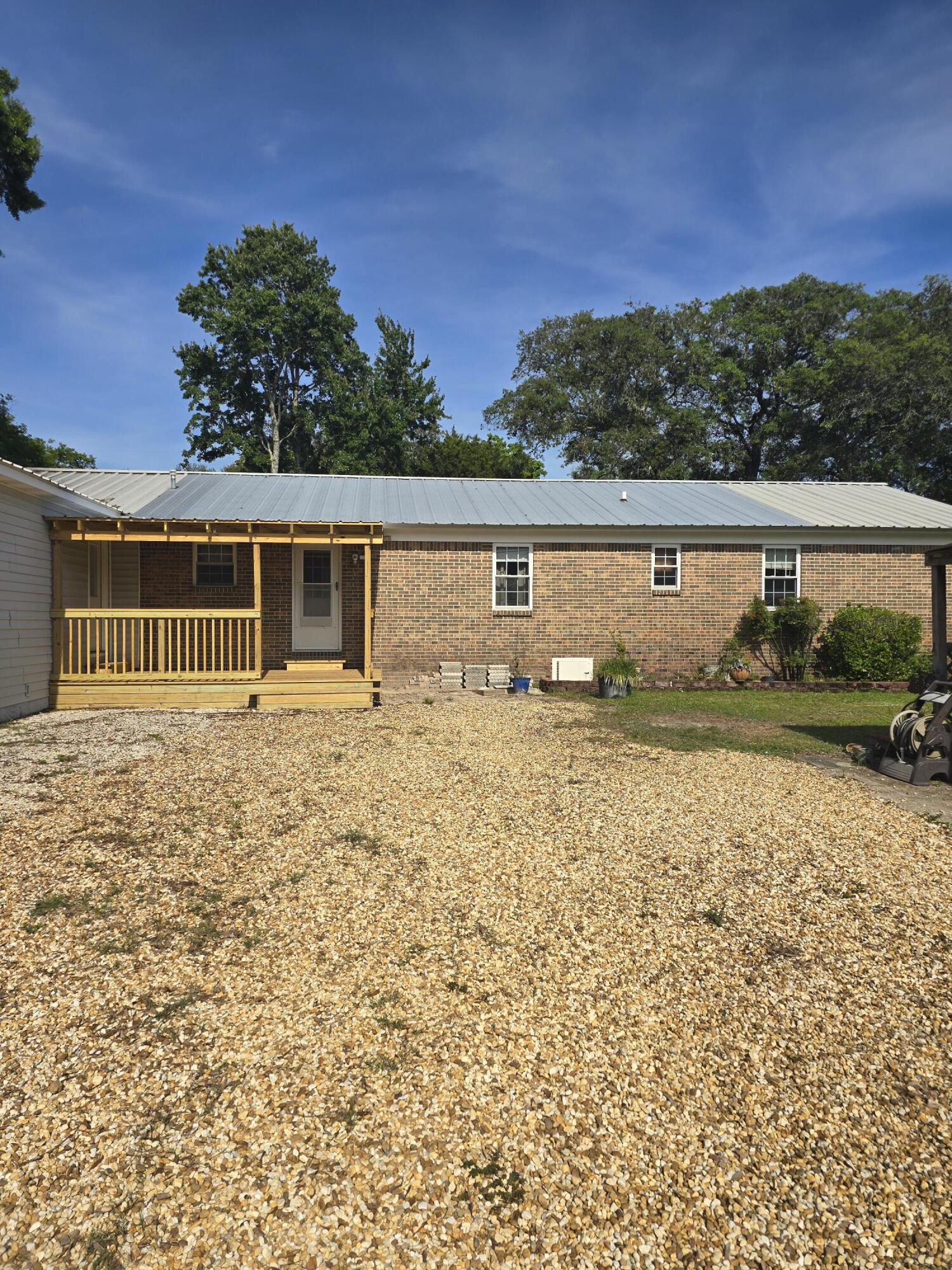 METES & BOUNDS - Residential Lease