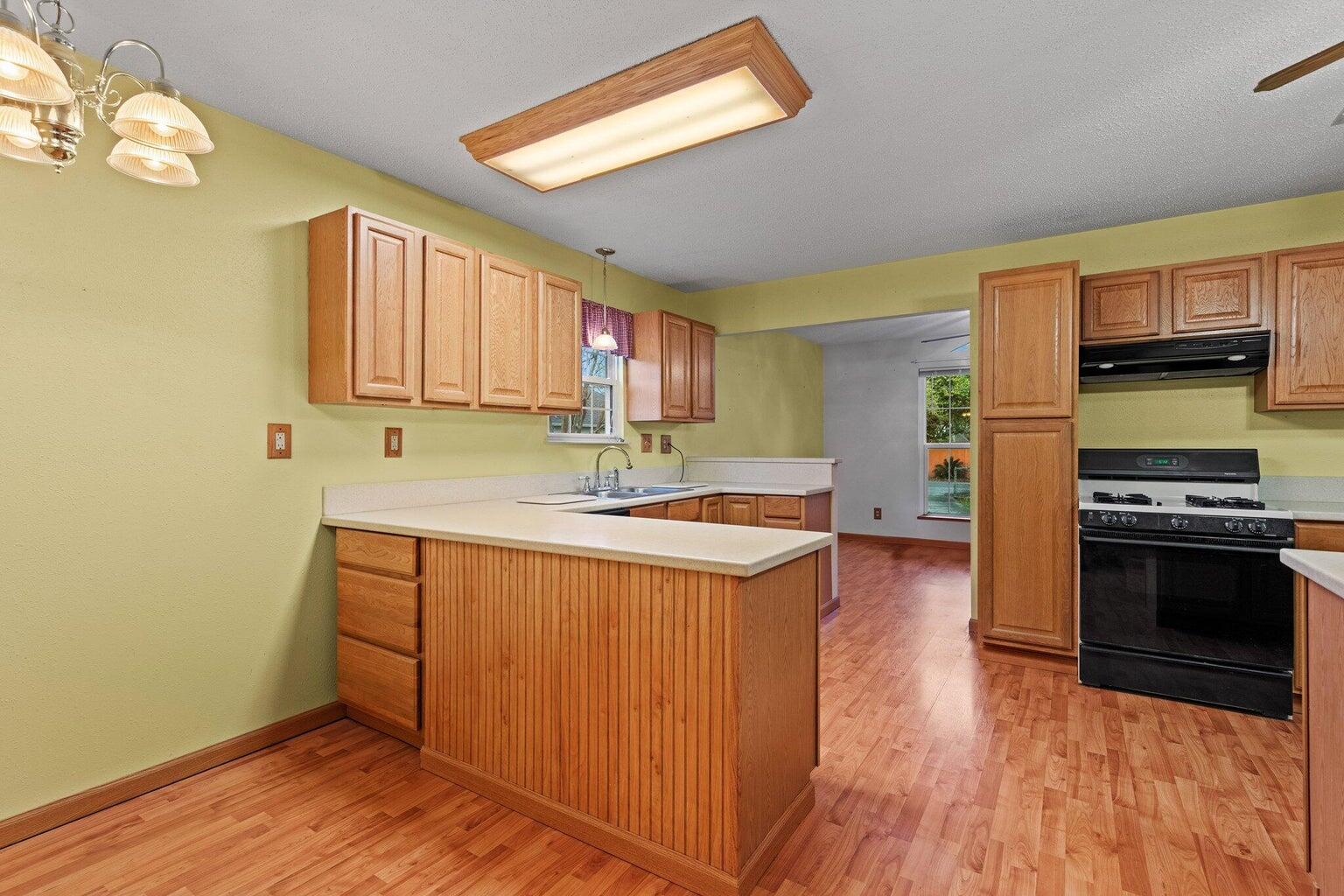 METES & BOUNDS - Residential Lease