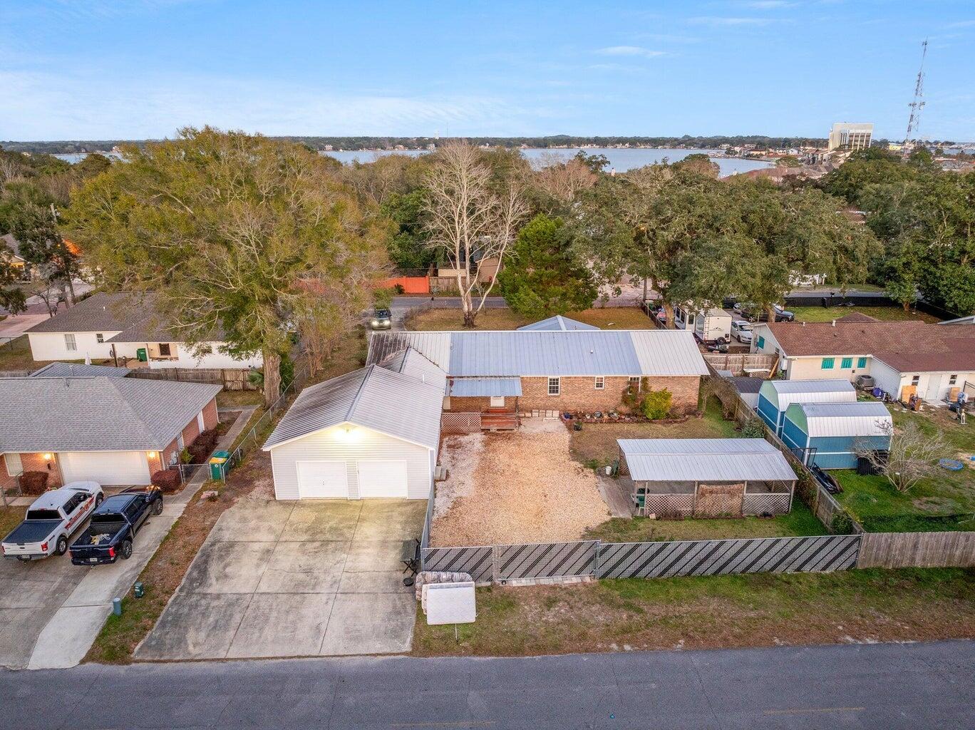 METES & BOUNDS - Residential Lease