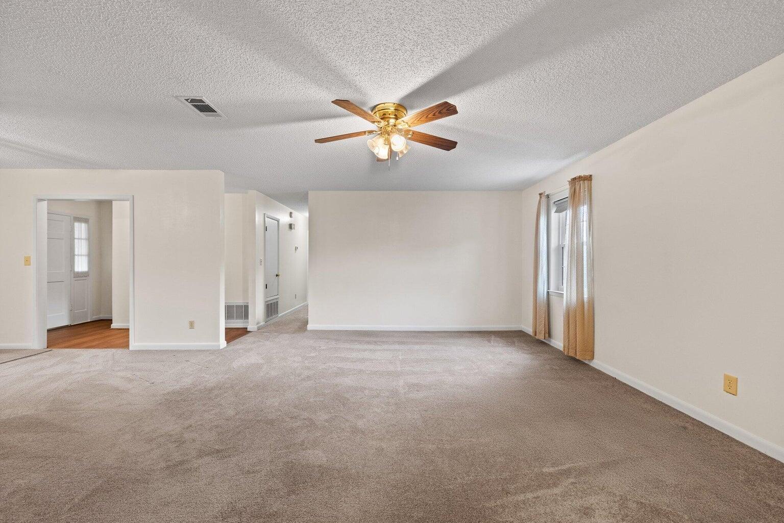 METES & BOUNDS - Residential Lease