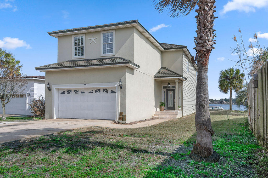 LIGHTHOUSE POINTE - Residential