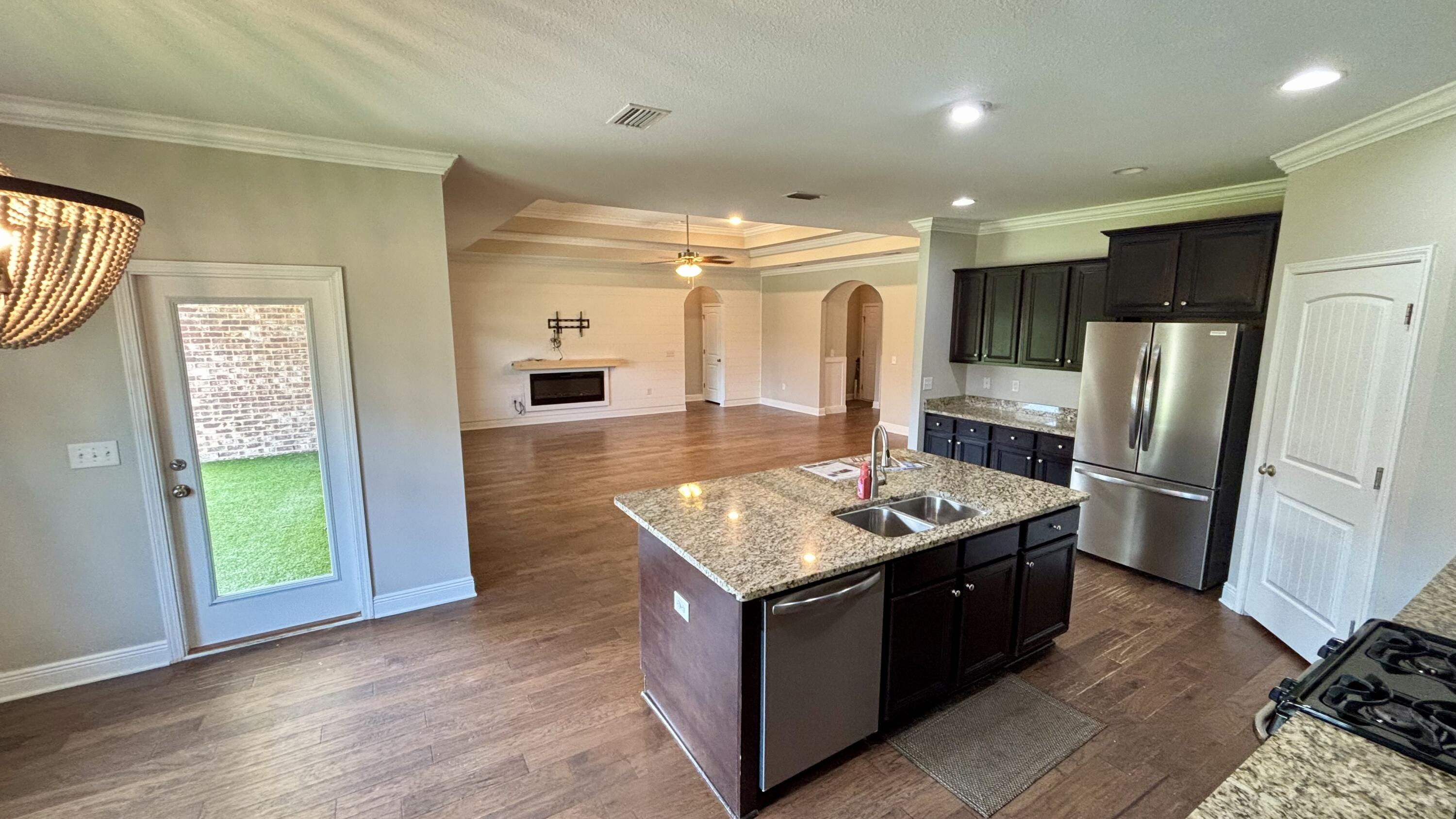 HAMMOCK BAY - Residential