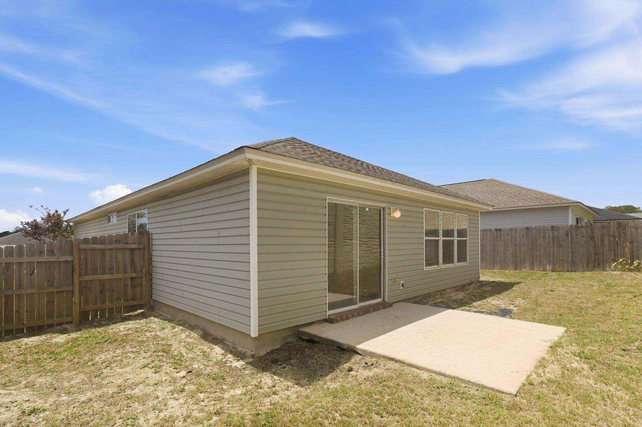 SOUTHWAY EST 2ND ADD LOT 19 BLK 1 - Residential Lease