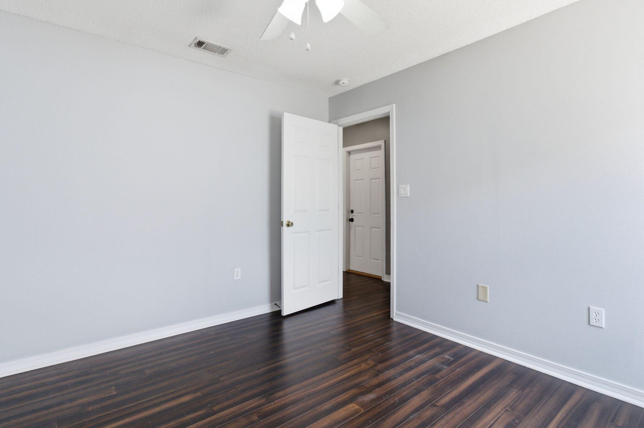 SOUTHWAY EST 2ND ADD LOT 19 BLK 1 - Residential Lease