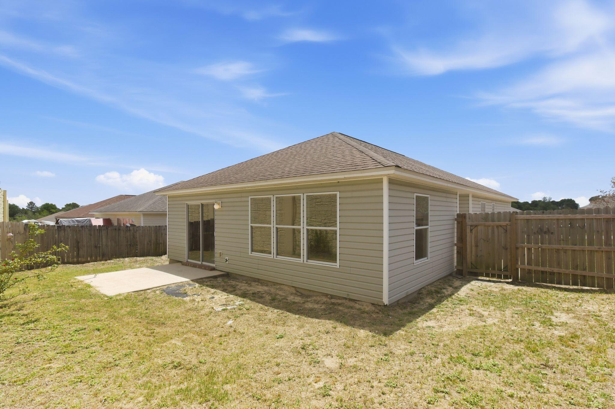 SOUTHWAY EST 2ND ADD LOT 19 BLK 1 - Residential Lease