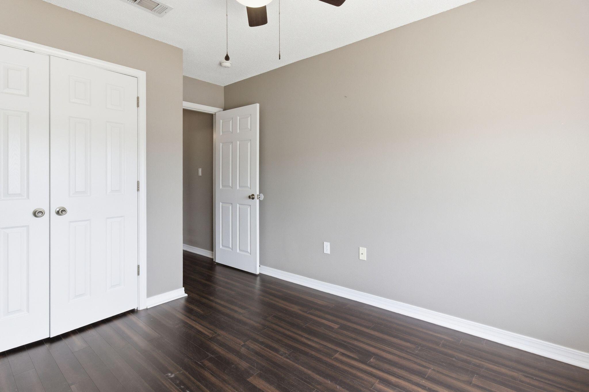SOUTHWAY EST 2ND ADD LOT 19 BLK 1 - Residential Lease