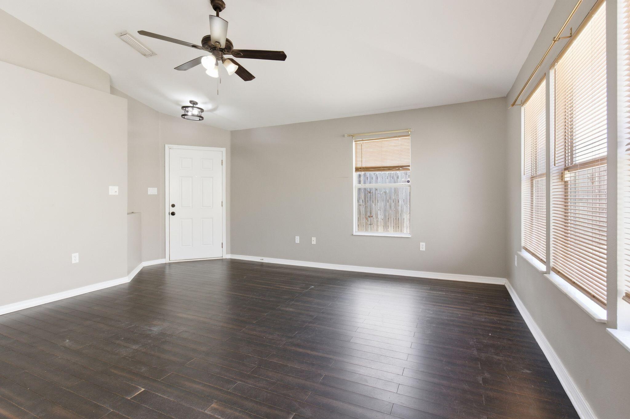 SOUTHWAY EST 2ND ADD LOT 19 BLK 1 - Residential Lease