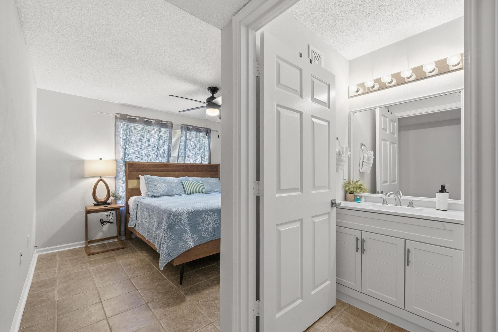 INDIAN LAKE - Residential