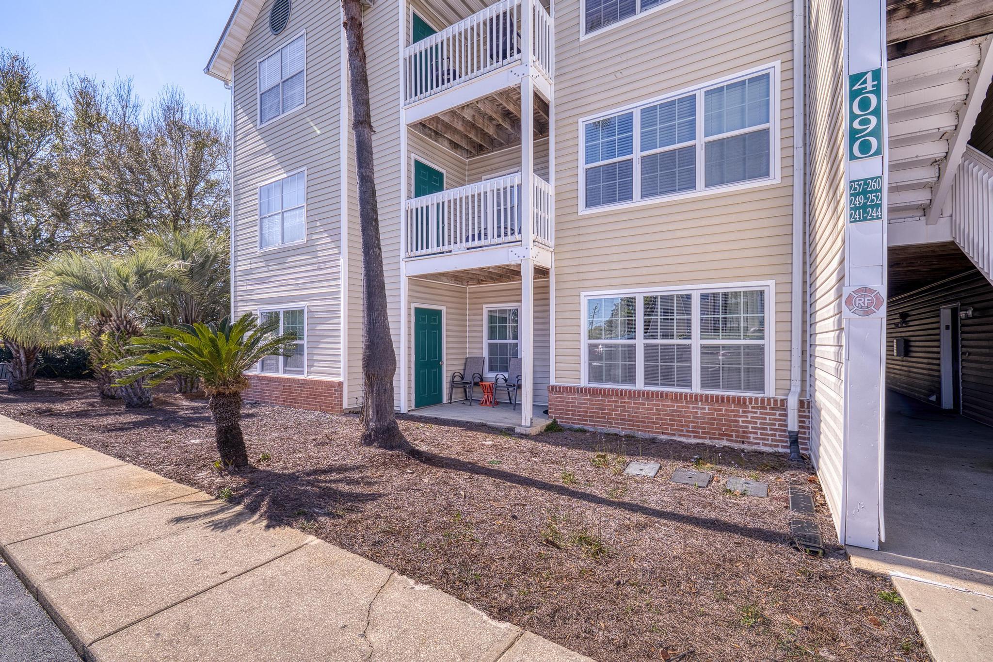 INDIAN LAKE - Residential