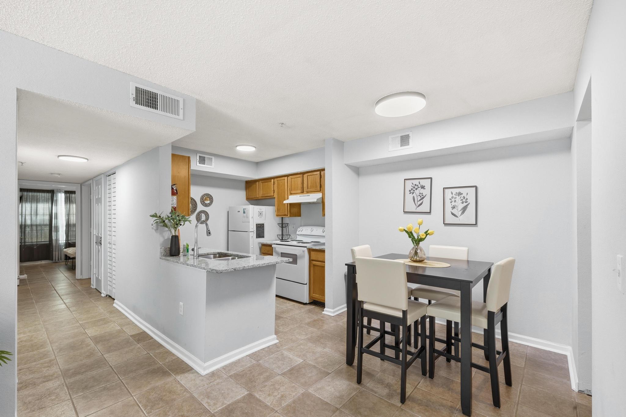 INDIAN LAKE - Residential