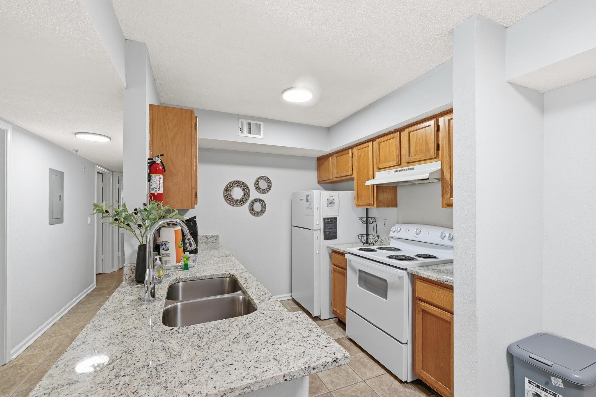 INDIAN LAKE - Residential