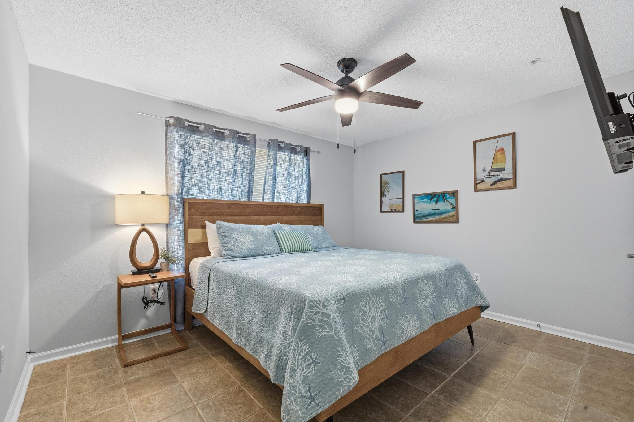 INDIAN LAKE - Residential