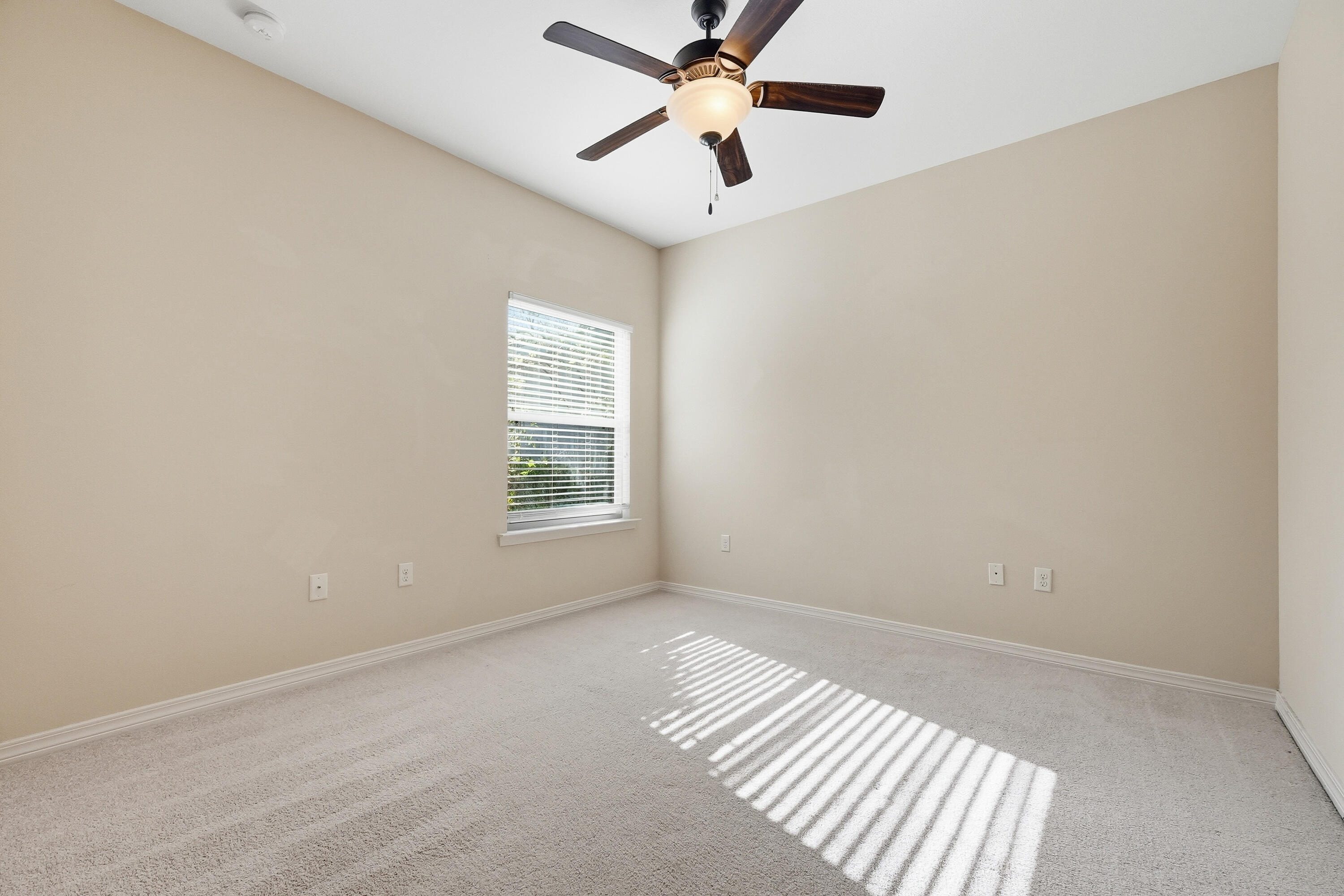 MINGER S/D - Residential Lease