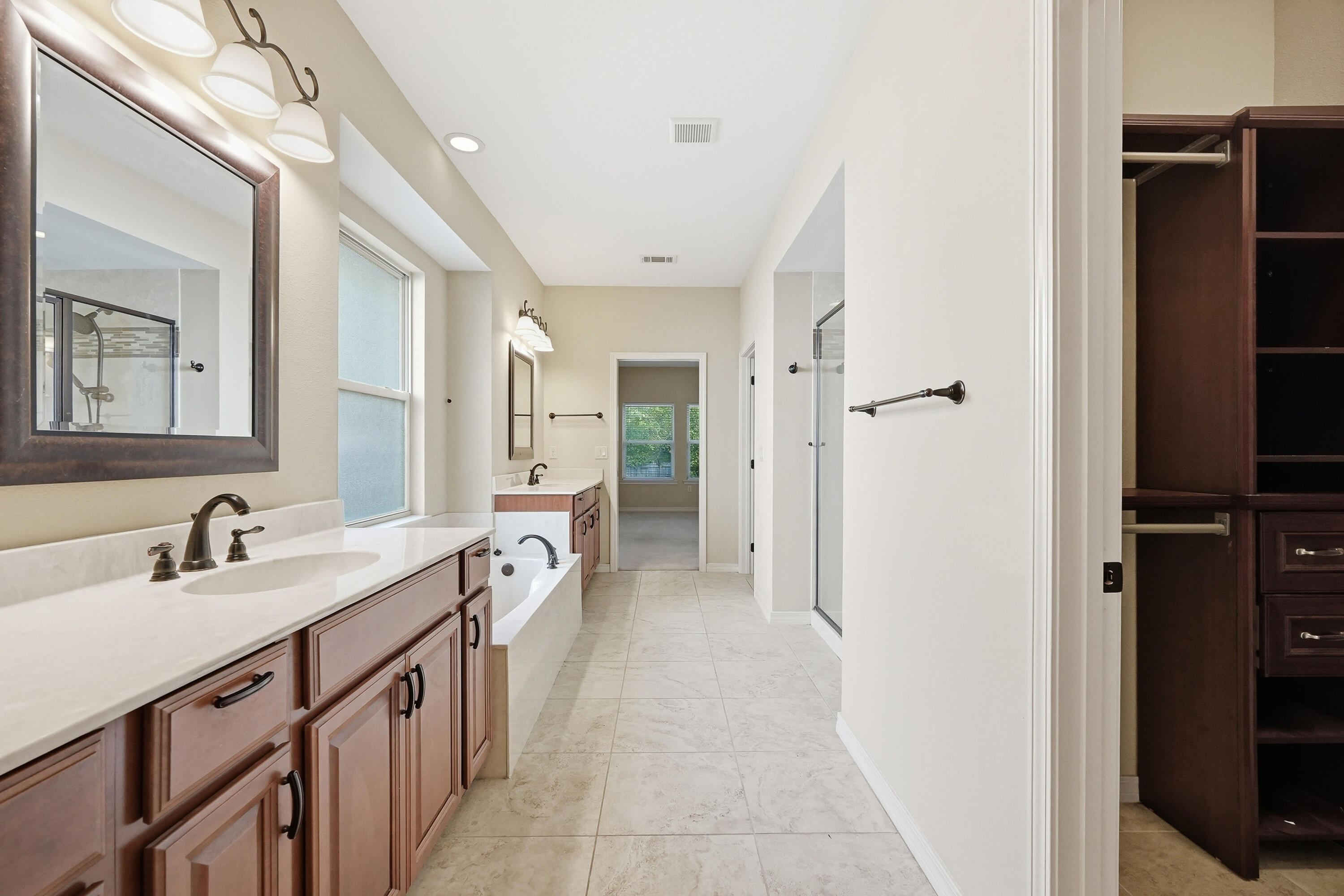 MINGER S/D - Residential Lease