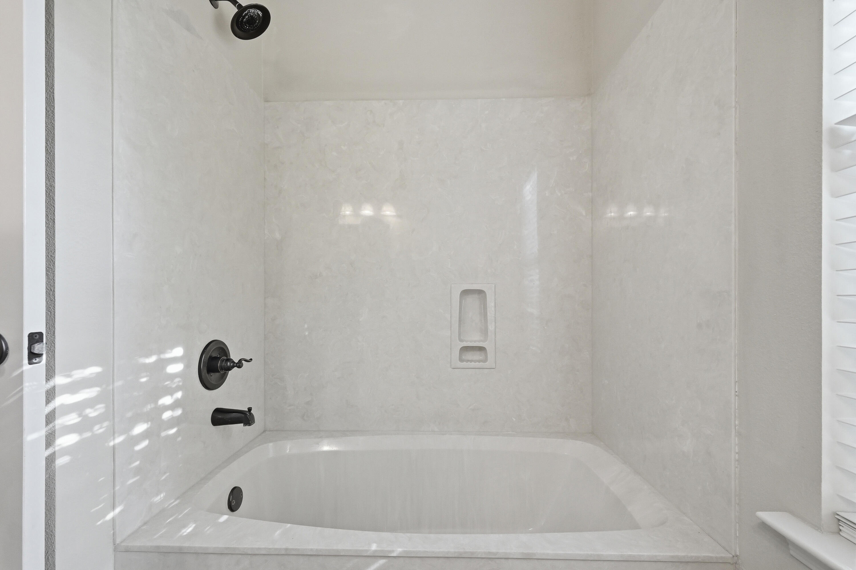 MINGER S/D - Residential Lease