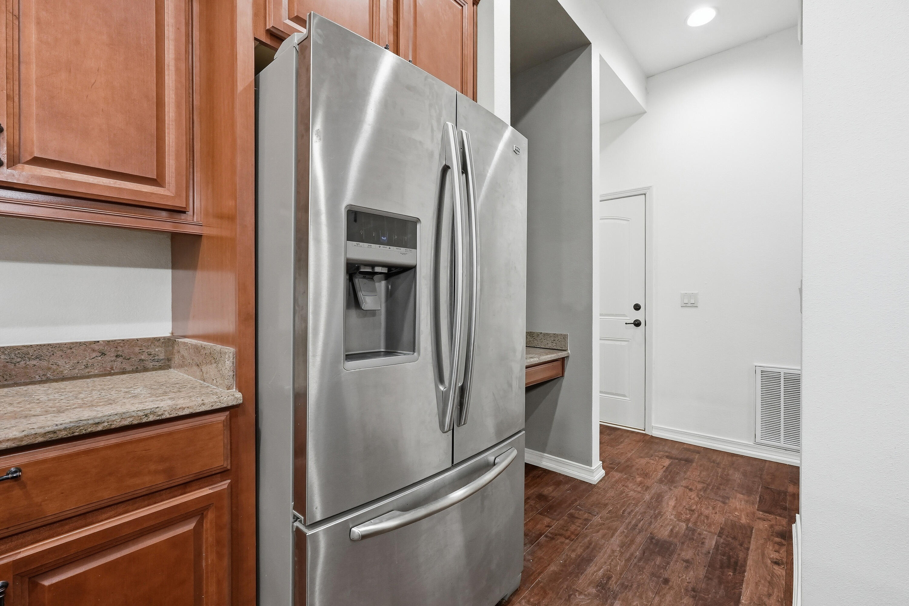 MINGER S/D - Residential Lease