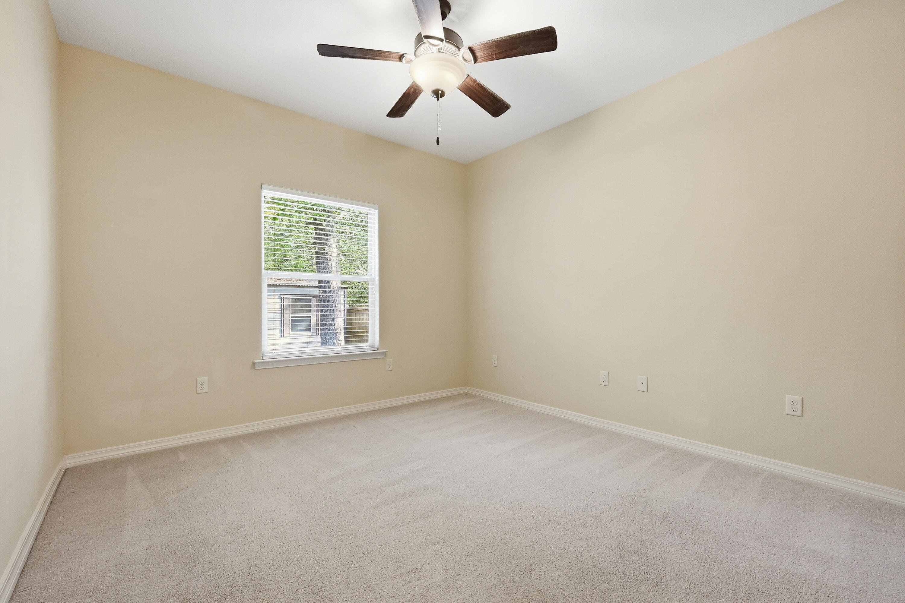 MINGER S/D - Residential Lease