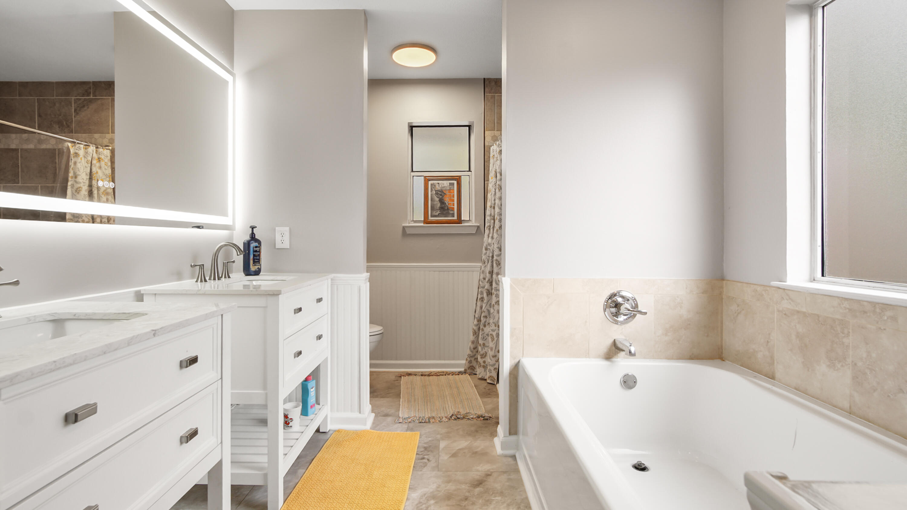 GRAND LAGOON SHORES - Residential