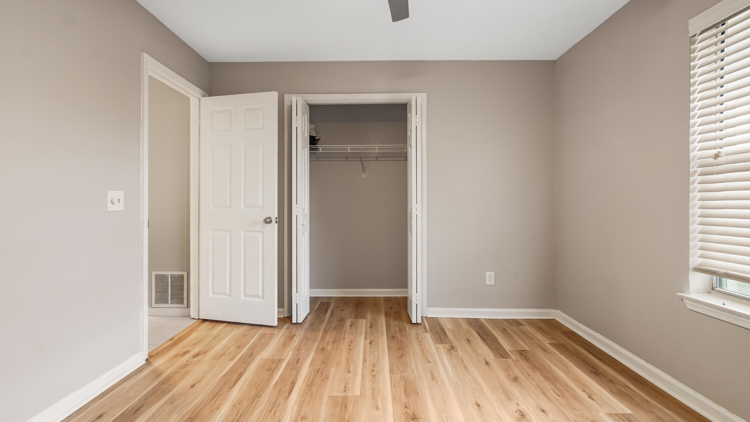 GRAND LAGOON SHORES - Residential