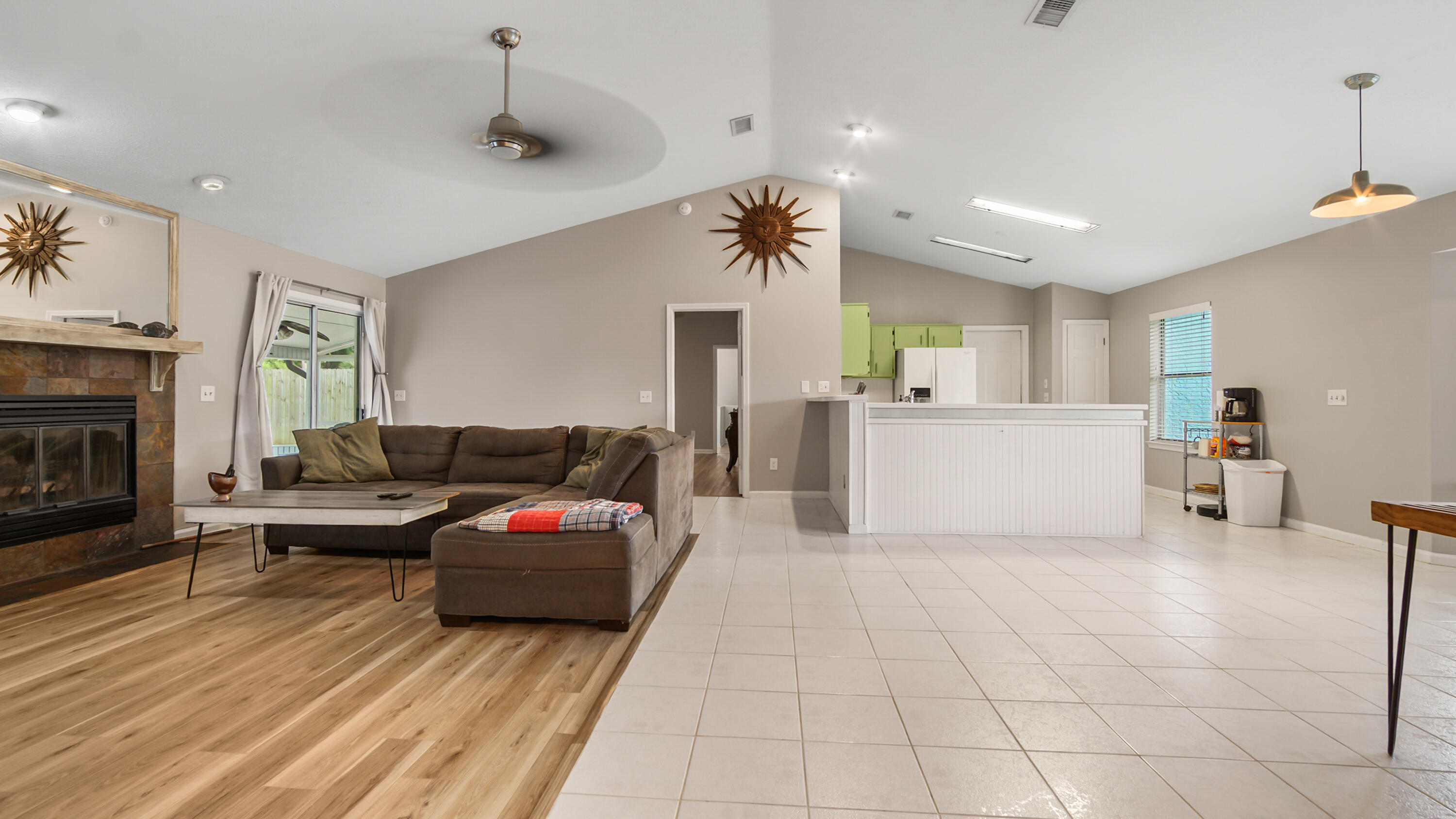 GRAND LAGOON SHORES - Residential