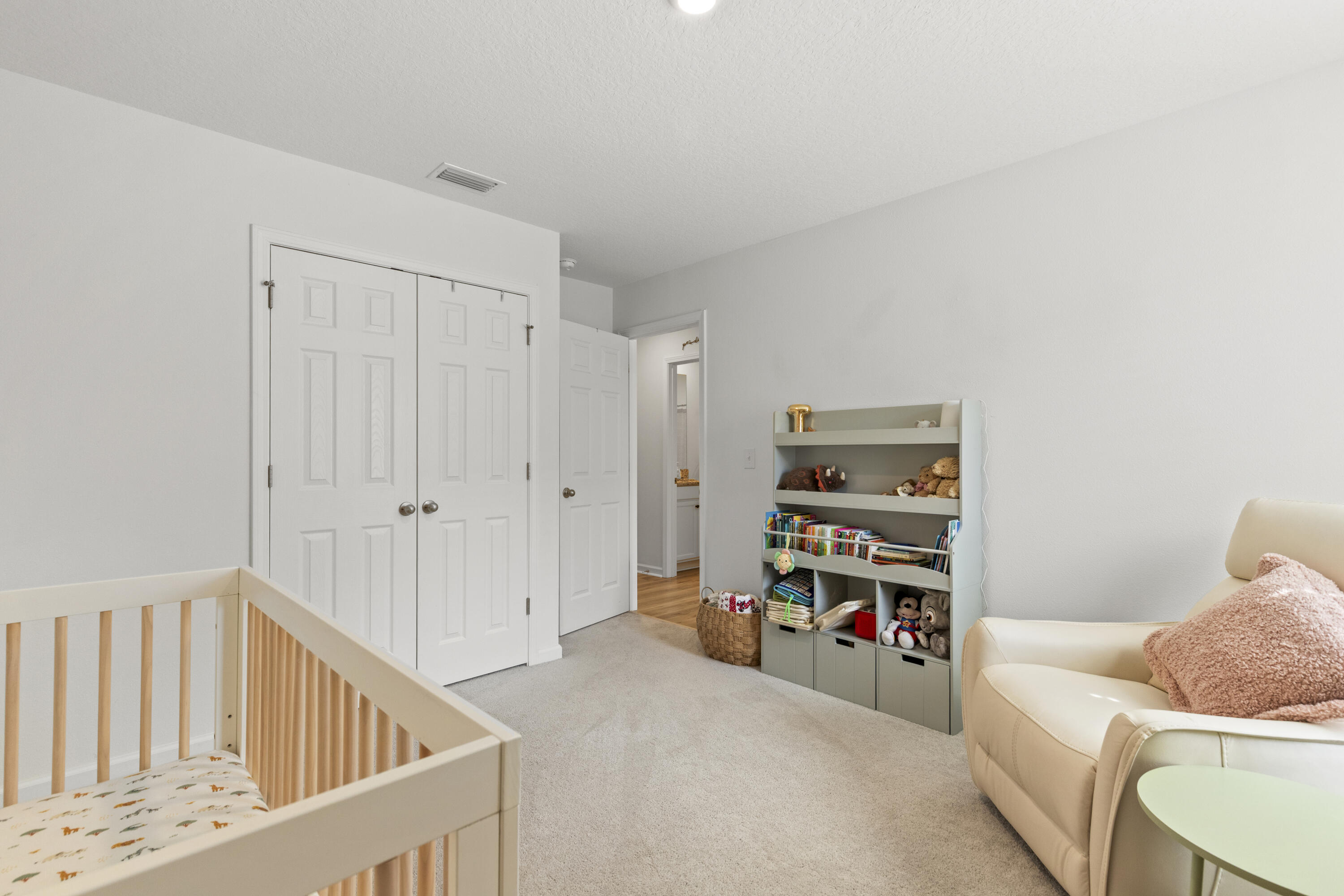 RIVERWALK - Residential