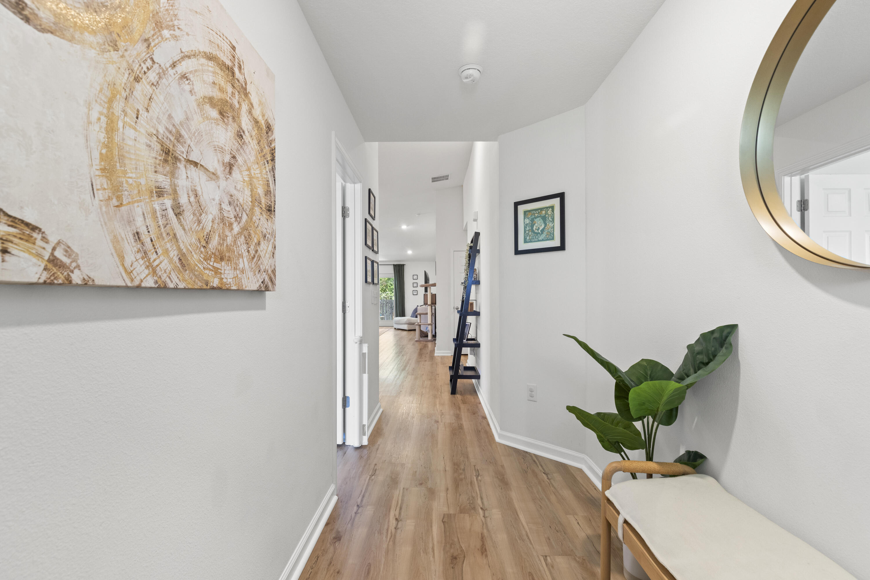 RIVERWALK - Residential