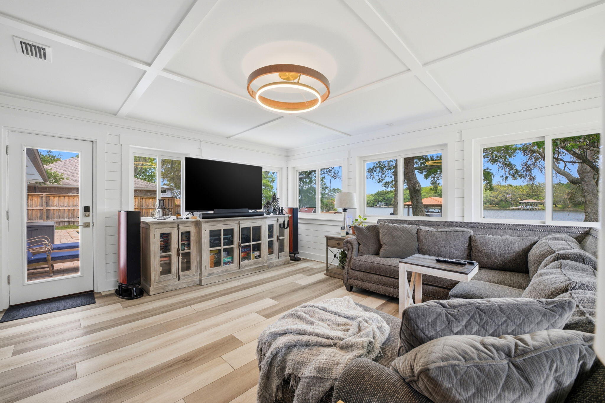 MOSSY COVE - Residential