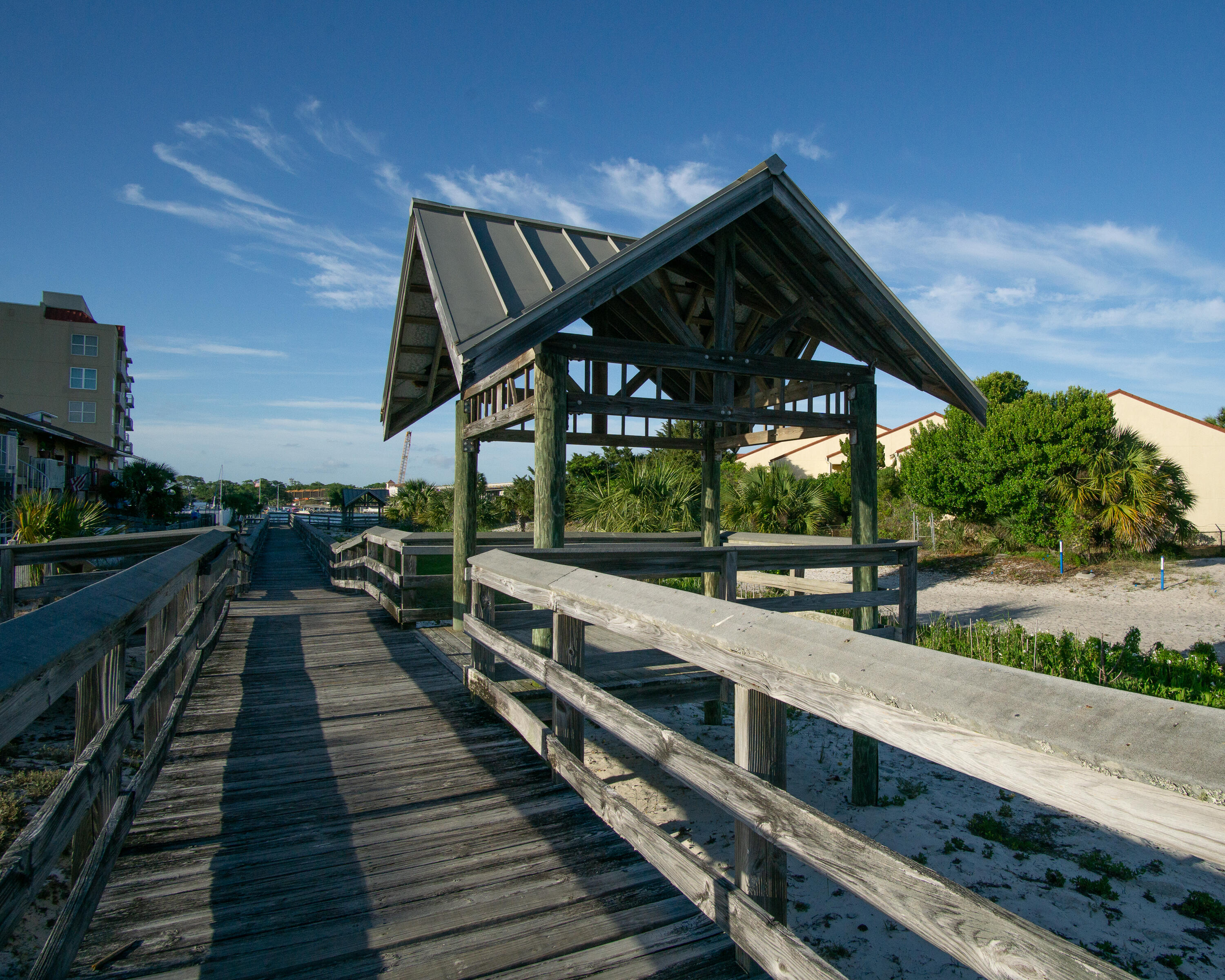 BREAKERS WEST - Residential