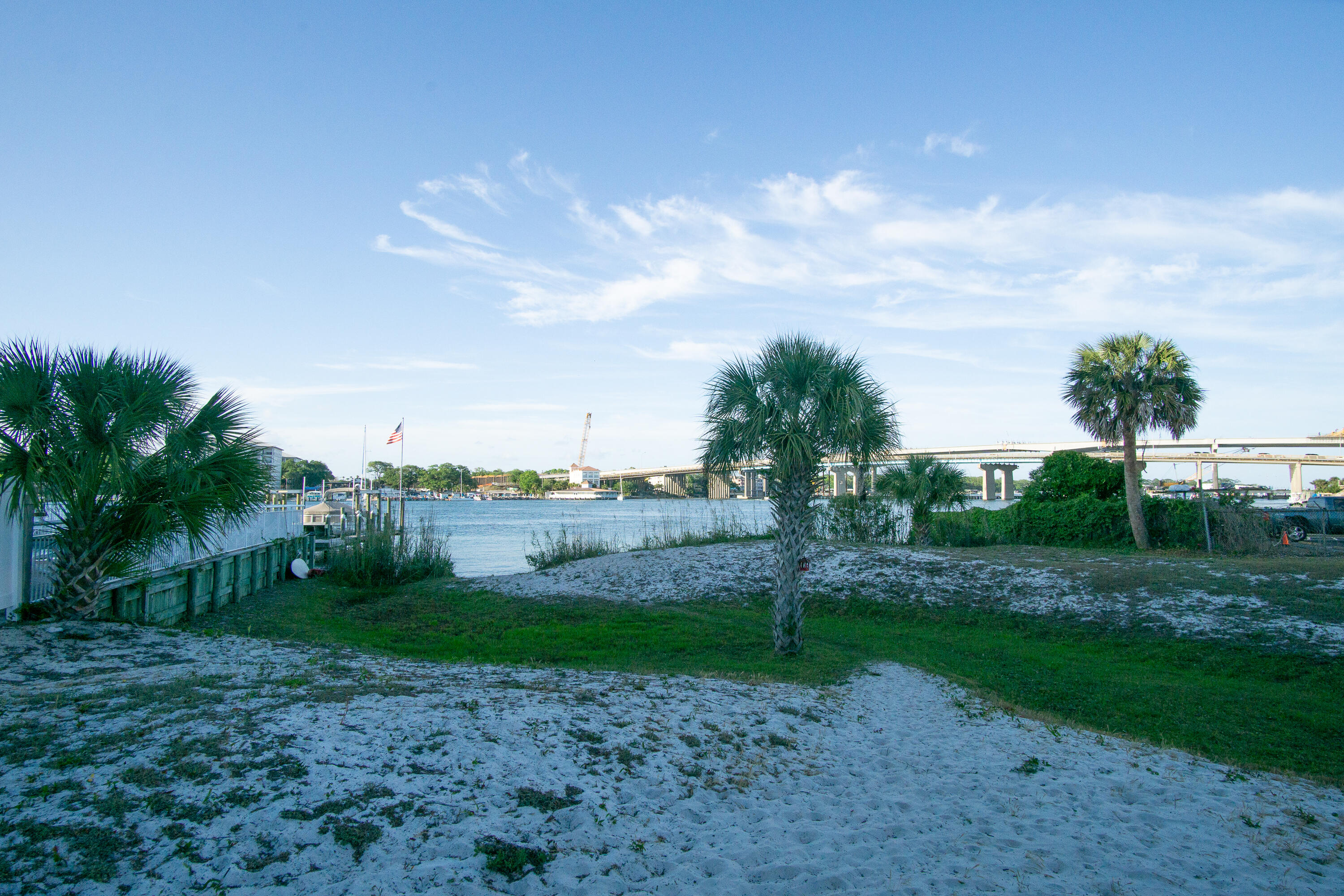 BREAKERS WEST - Residential