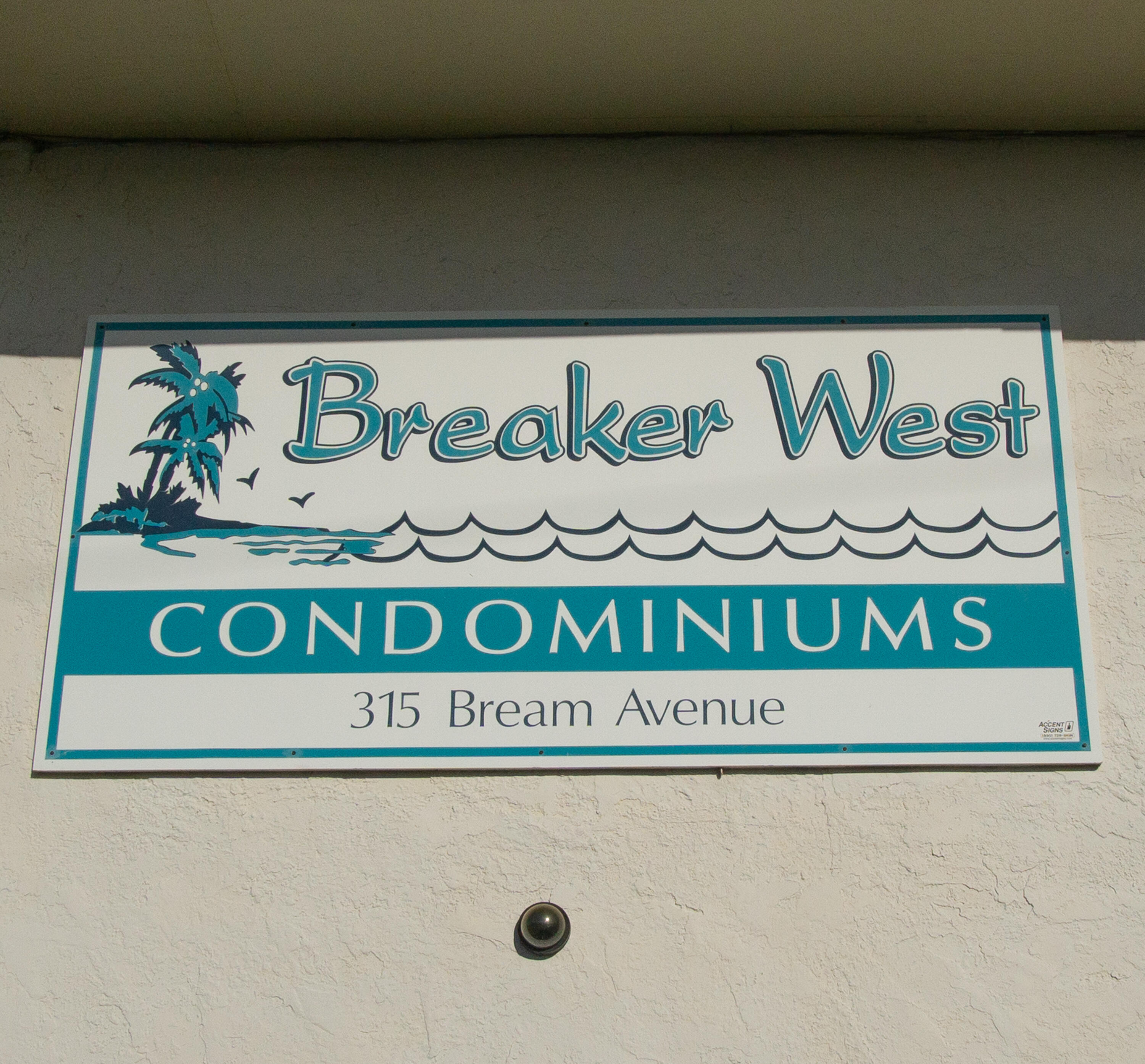 BREAKERS WEST - Residential