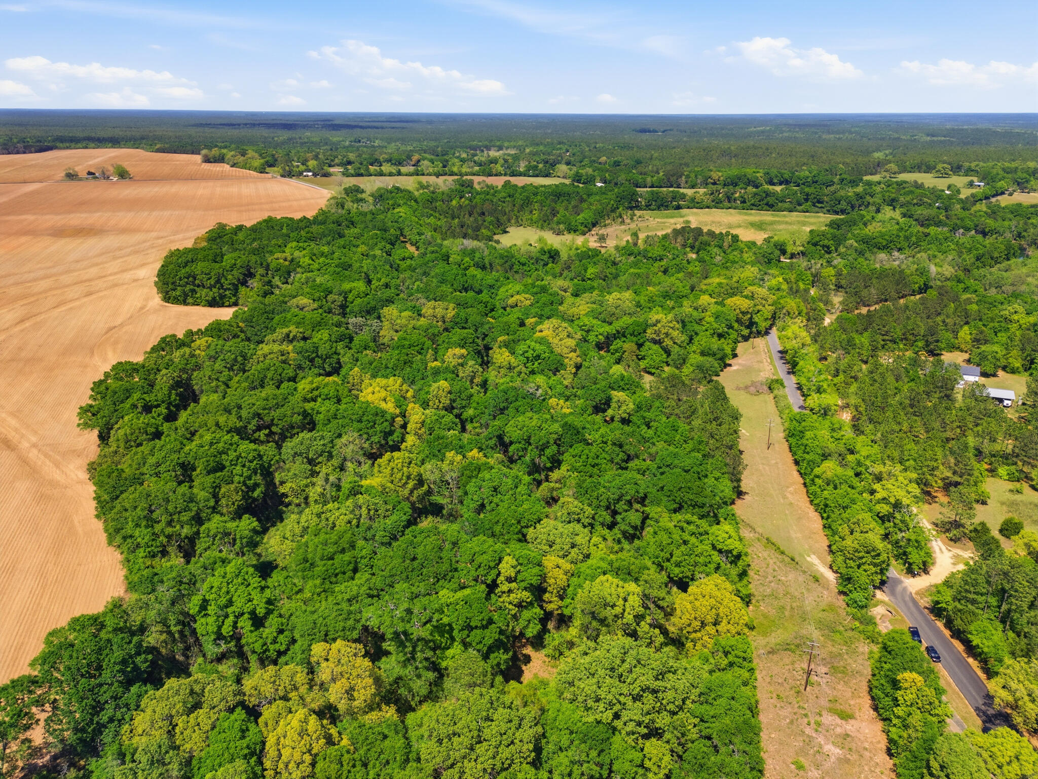 METES & BOUNDS - Land