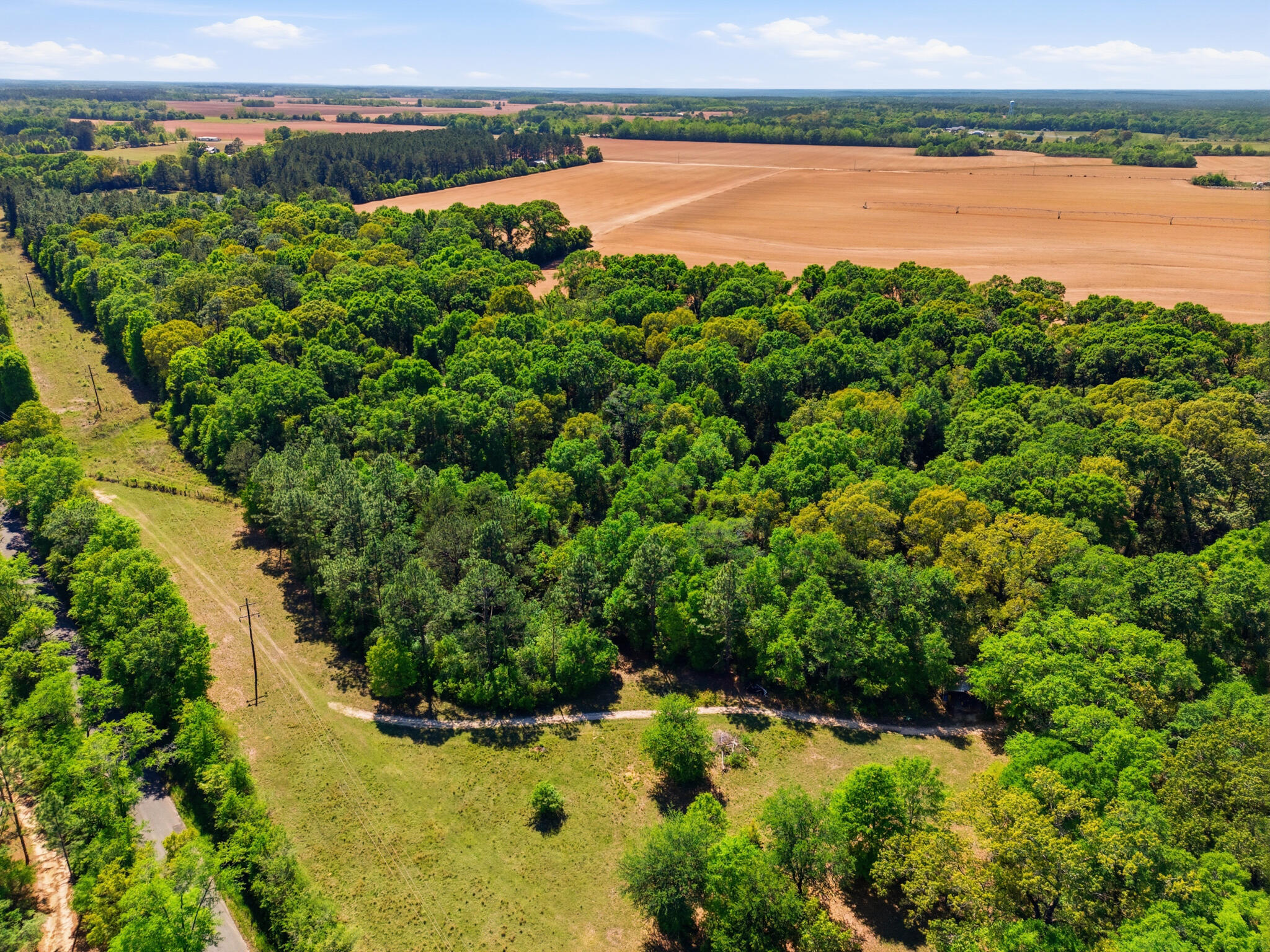 METES & BOUNDS - Land