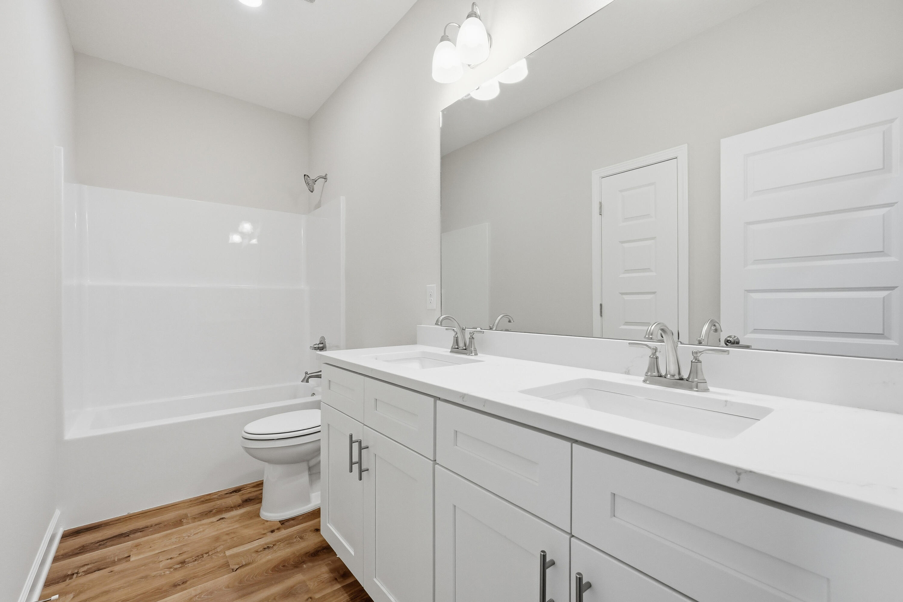 SOUTHERN CHARM - Residential