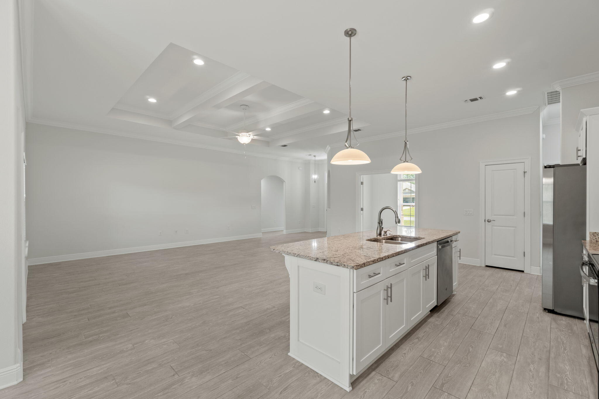 HOLLEY BY THE SEA - Residential