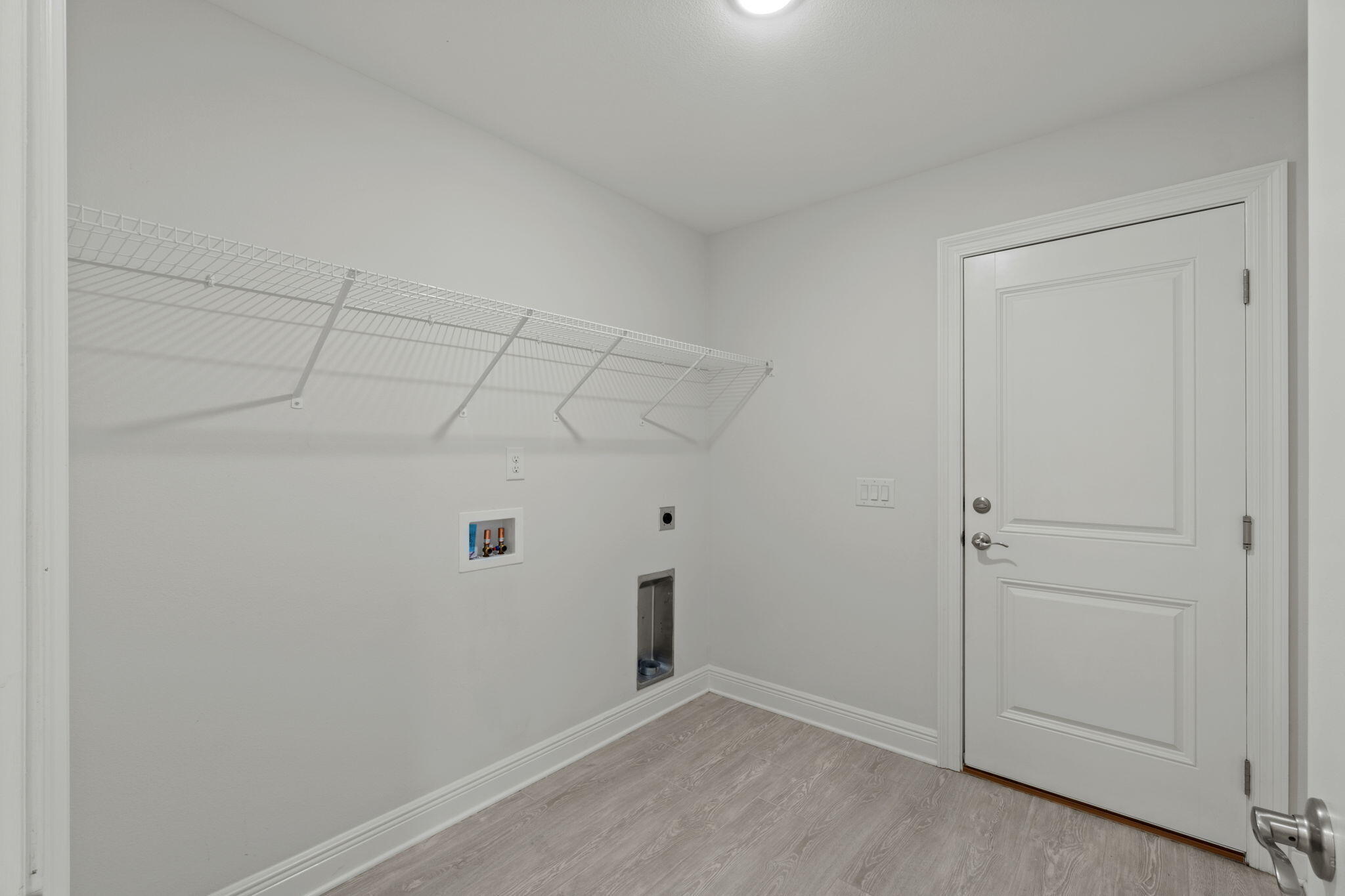 HOLLEY BY THE SEA - Residential