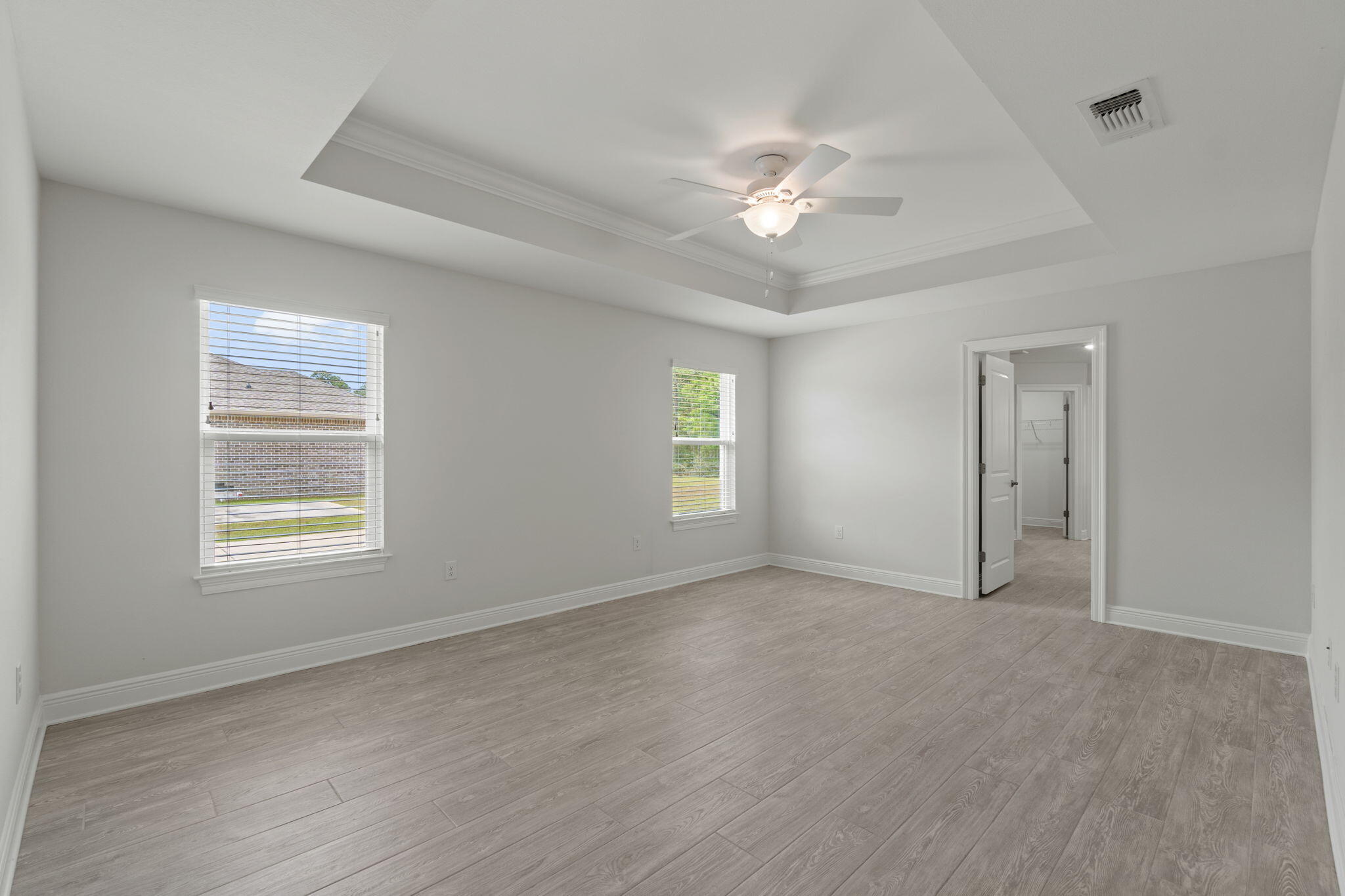 HOLLEY BY THE SEA - Residential