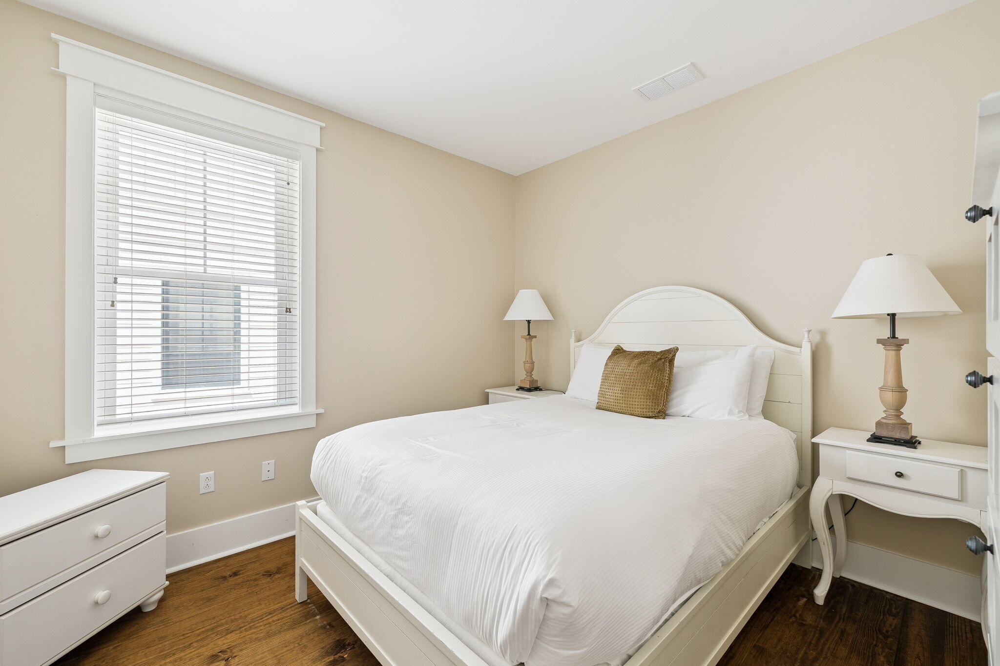 NATUREWALK AT SEAGROVE - Residential