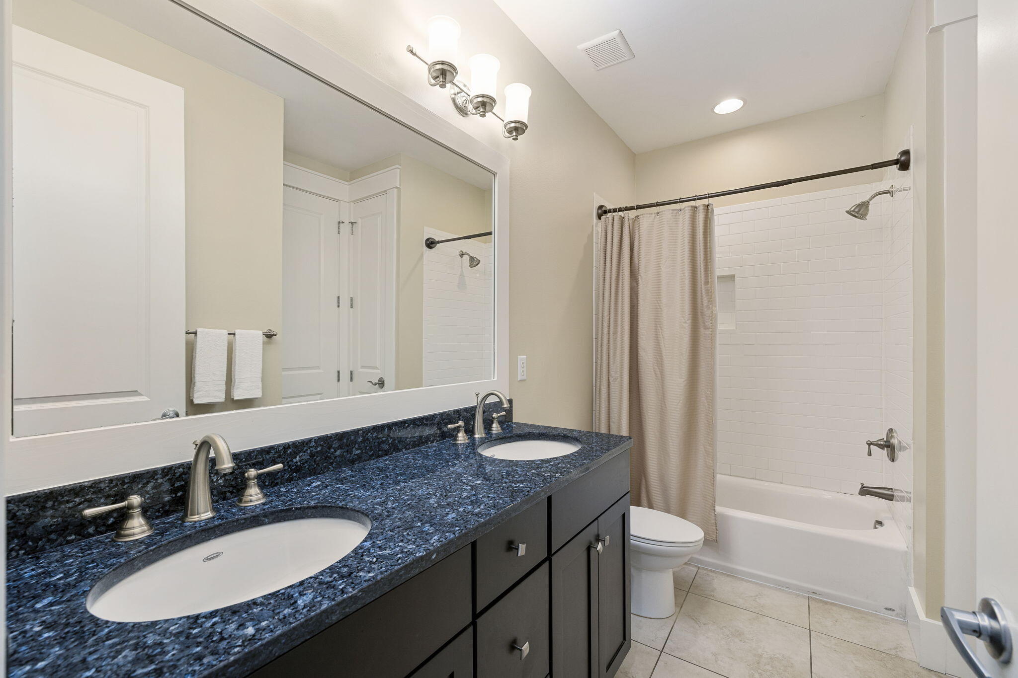 NATUREWALK AT SEAGROVE - Residential