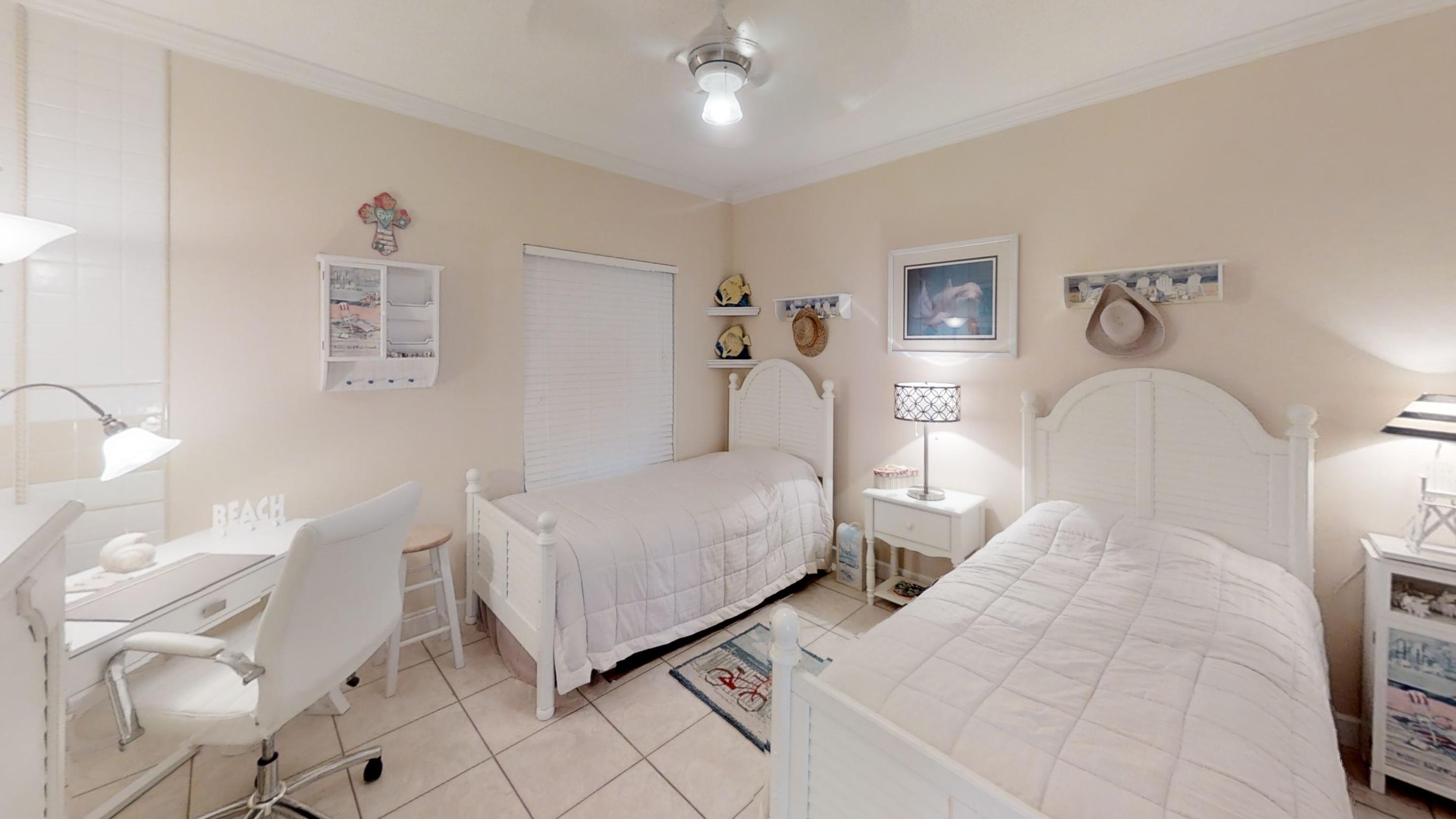 PEARL OF NAVARRE BEACH (THE) - Residential