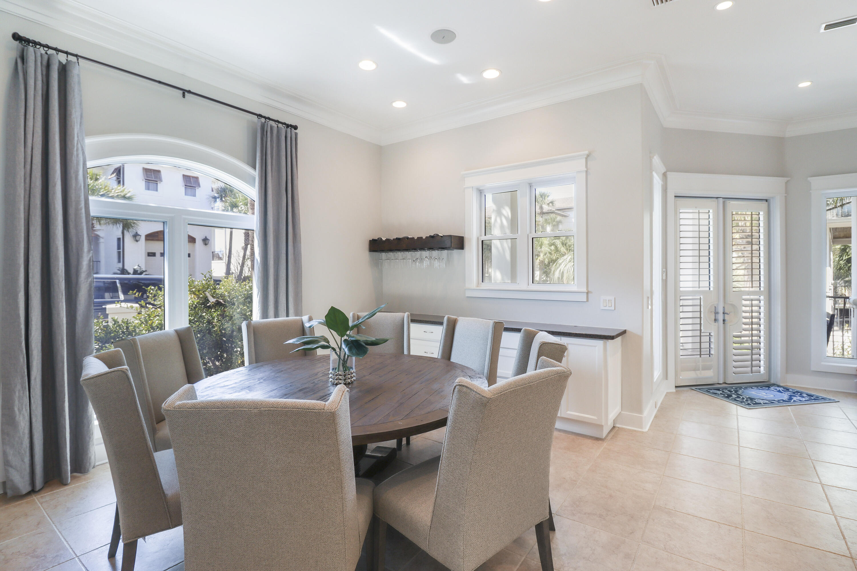 VILLAGE OF WHITE CLIFFS THE - Residential