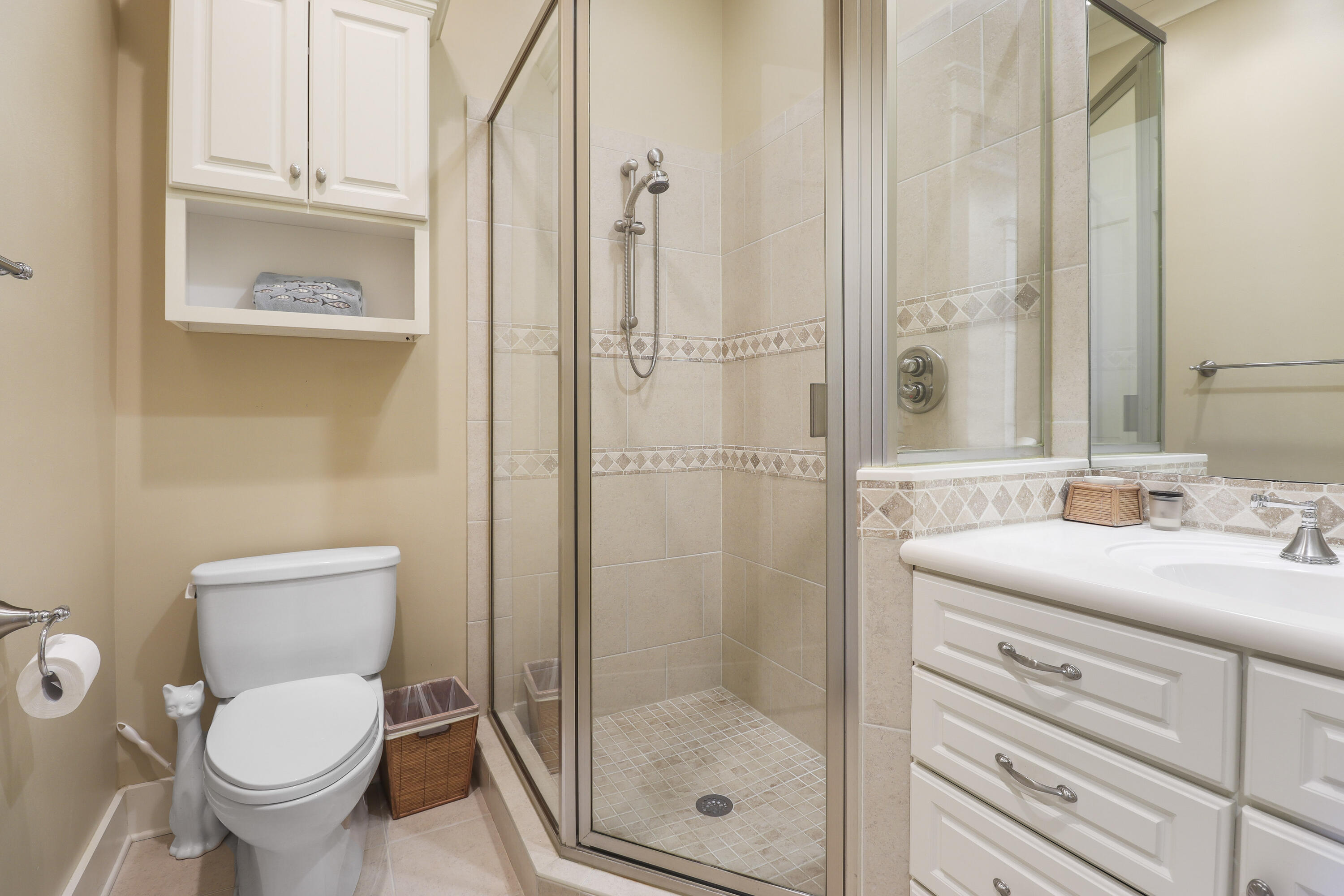 VILLAGE OF WHITE CLIFFS THE - Residential