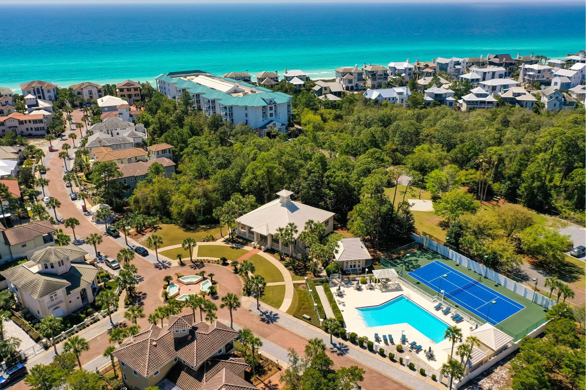 VILLAGE OF WHITE CLIFFS THE - Residential