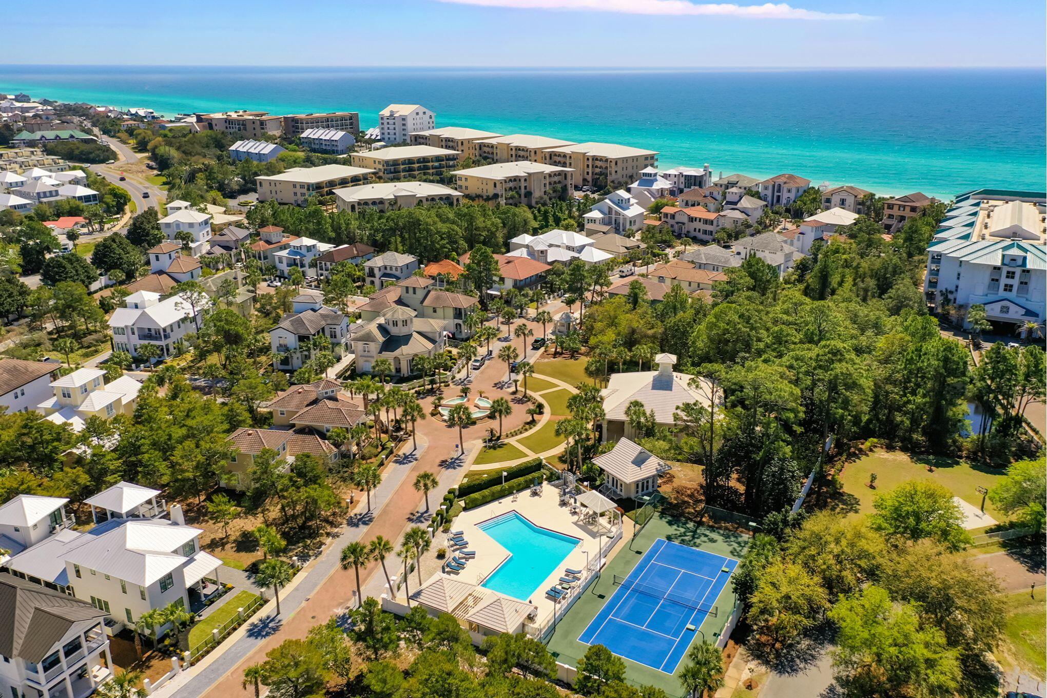 VILLAGE OF WHITE CLIFFS THE - Residential