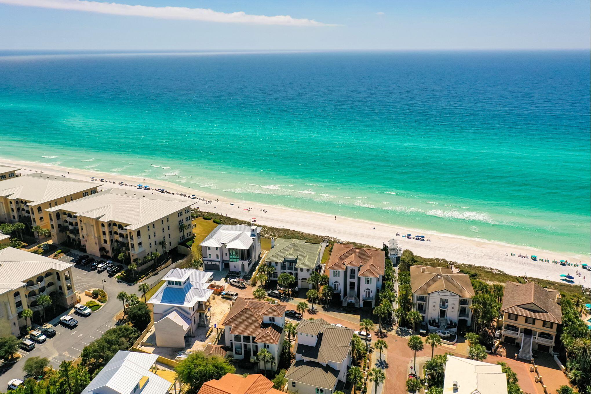 VILLAGE OF WHITE CLIFFS THE - Residential