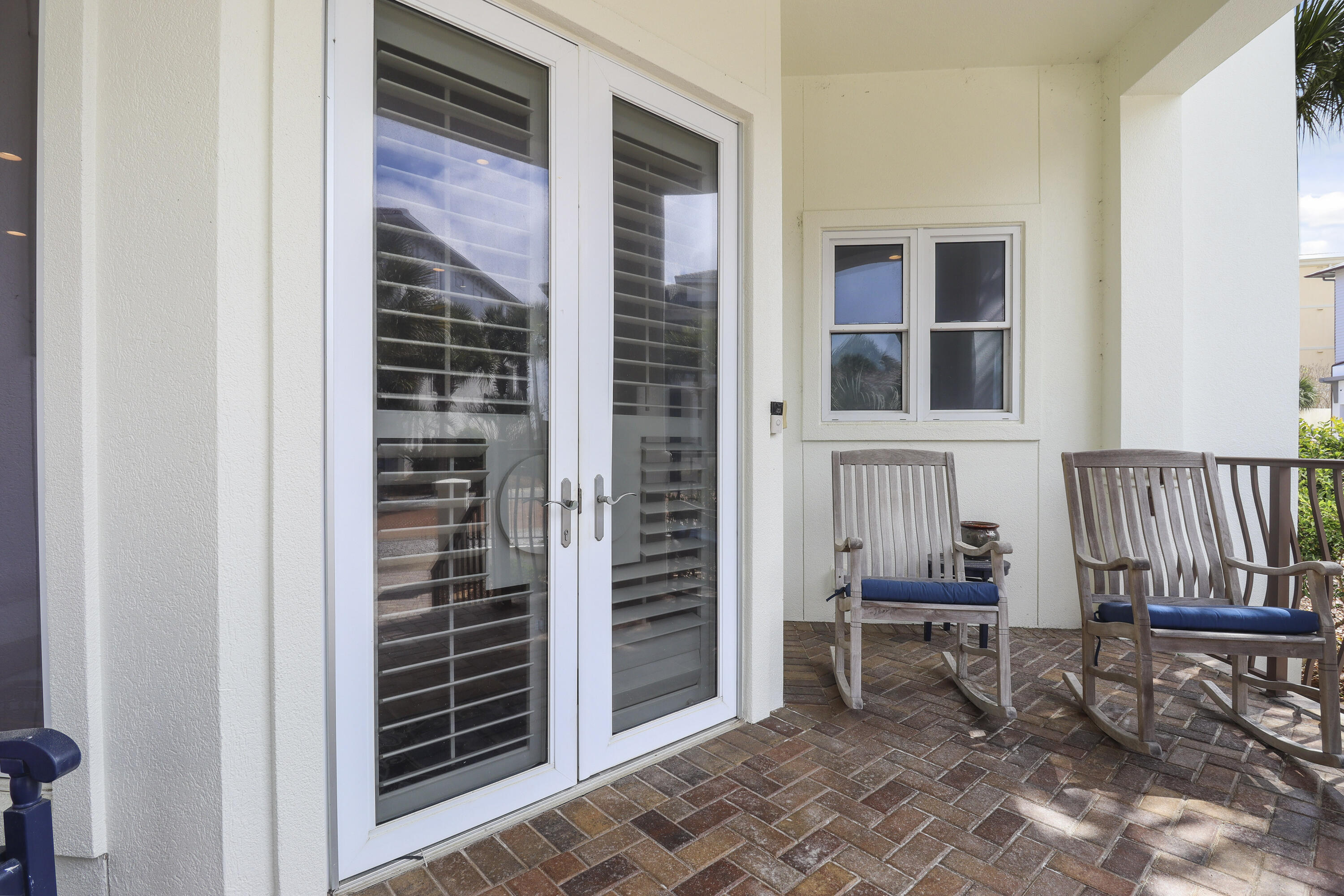 VILLAGE OF WHITE CLIFFS THE - Residential