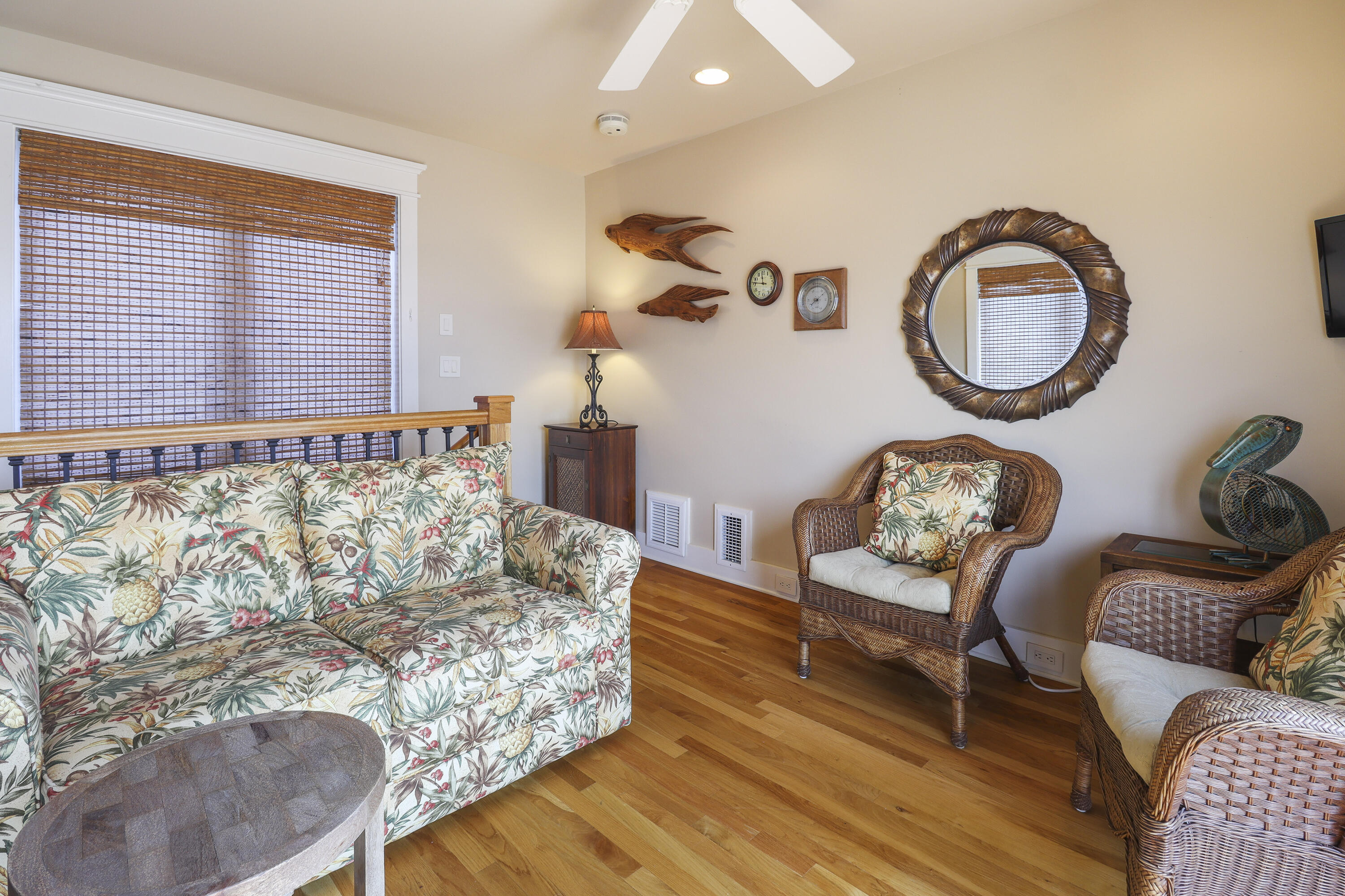 VILLAGE OF WHITE CLIFFS THE - Residential