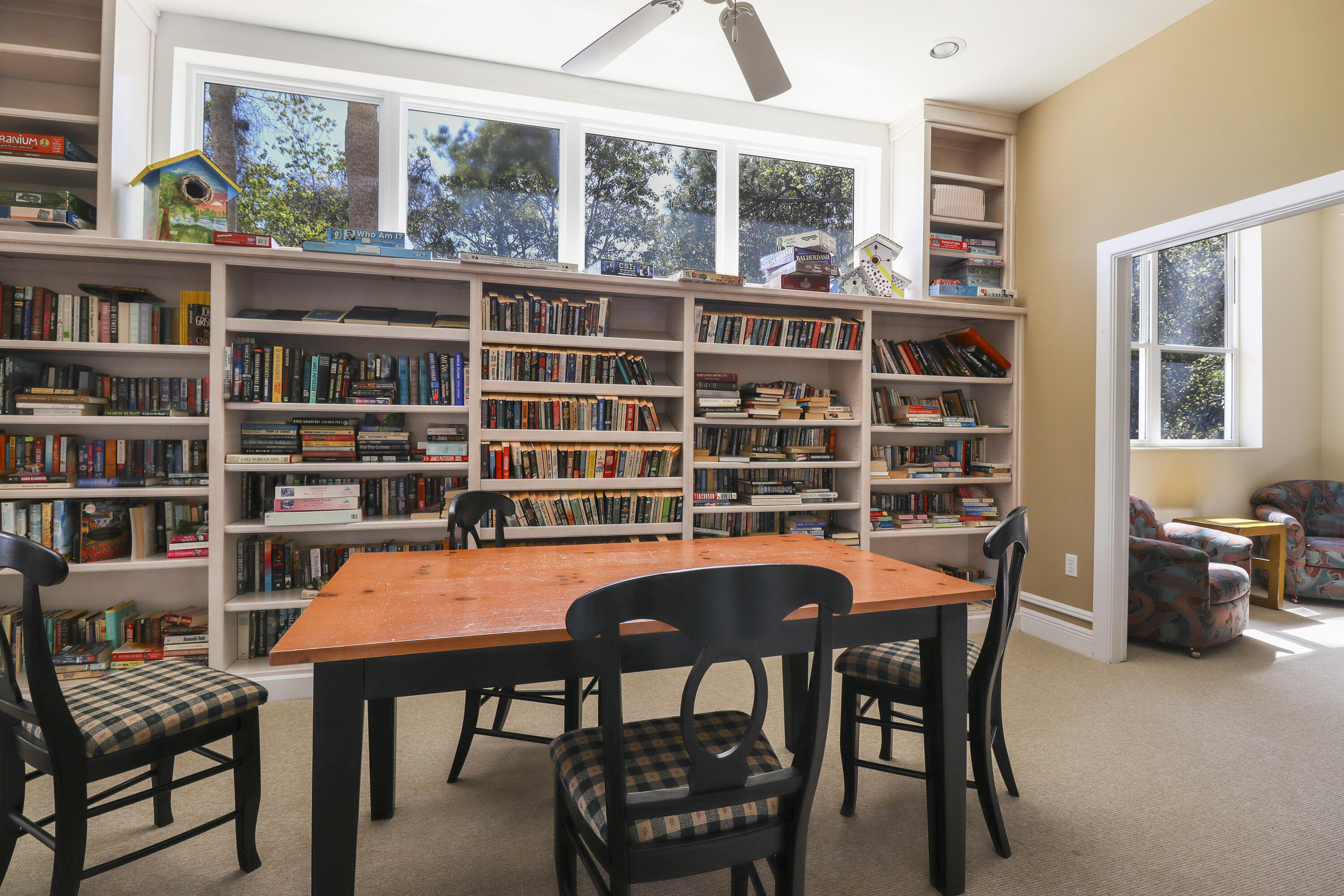 VILLAGE OF WHITE CLIFFS THE - Residential