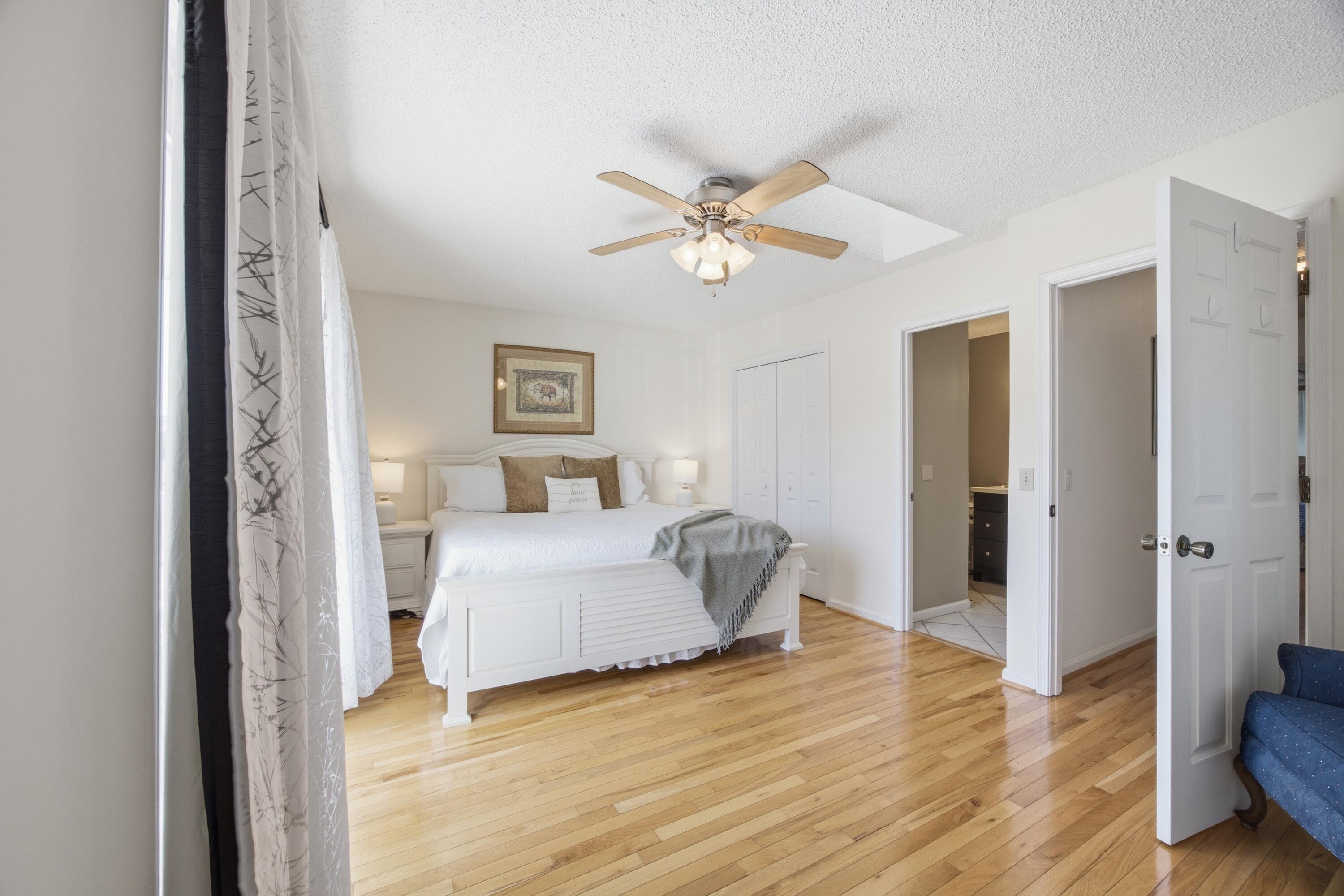 WOODLAND SHORES T/H PH 1 - Residential